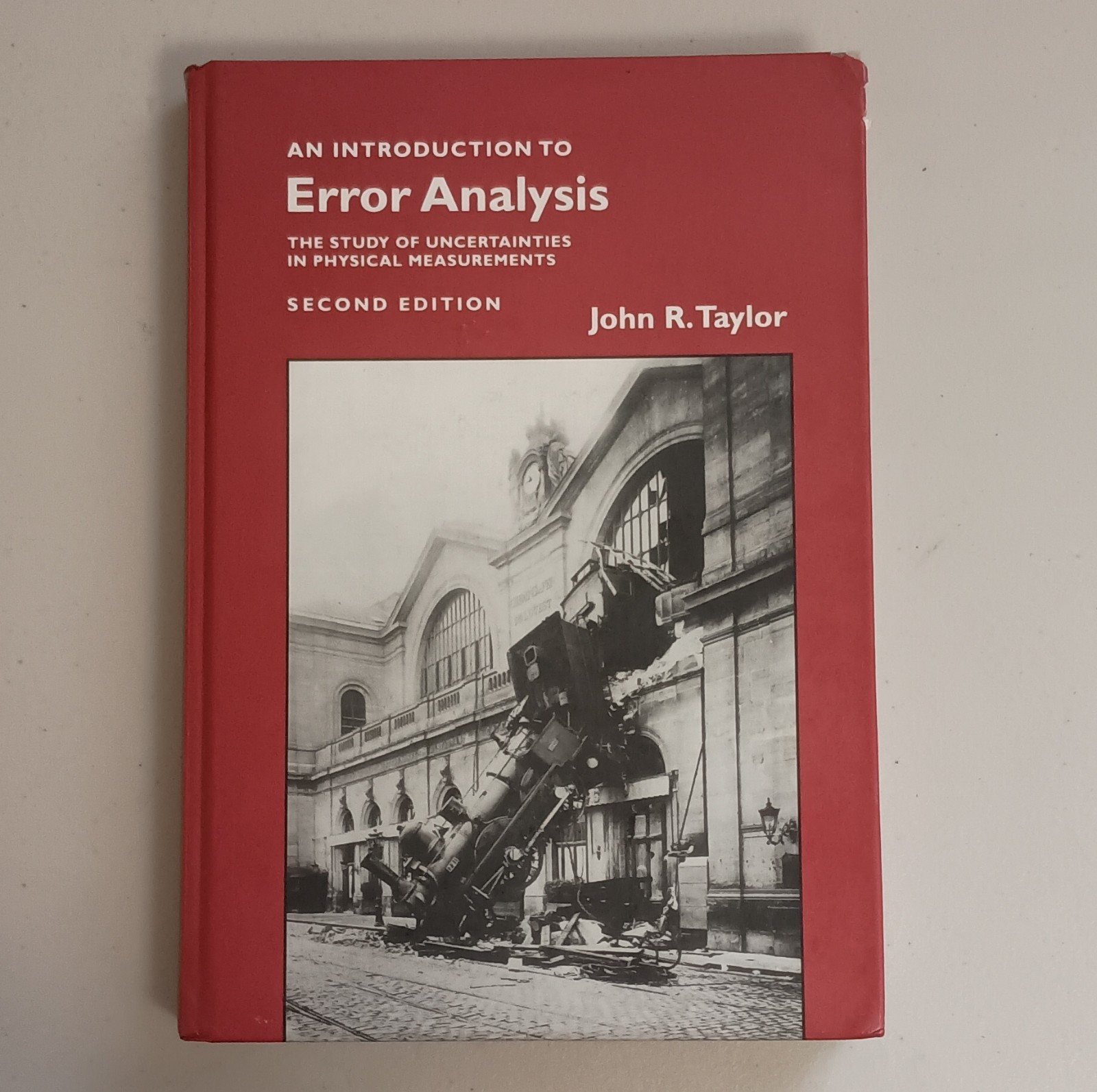 An Introduction to Error Analysis 2nd Ed John R. Taylor Hardcover Physics
