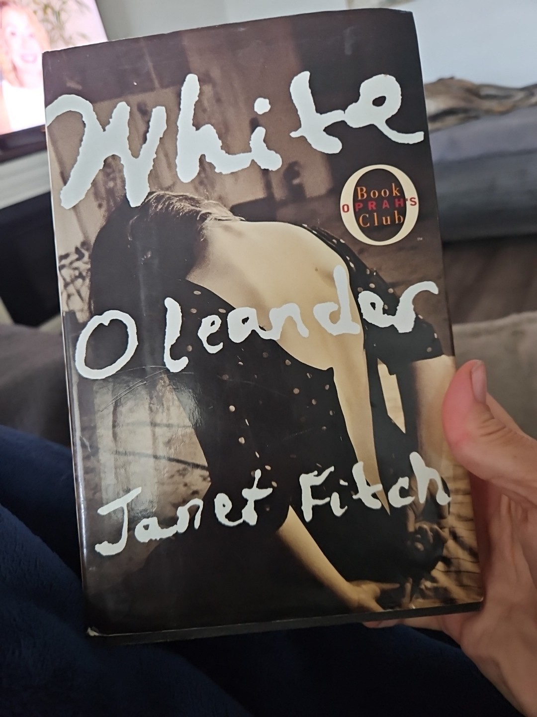 FIRST EDITION White OLEANDER by Janet Fitch HARDCOVER with DUST COVER