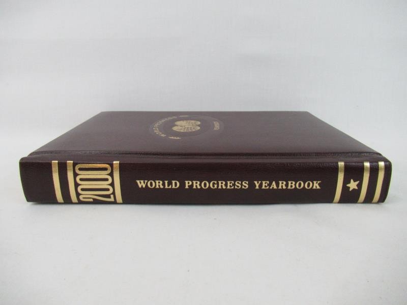 World Progress Yearbook 2000 Hardcover Grolier Good Condition 608 Pages