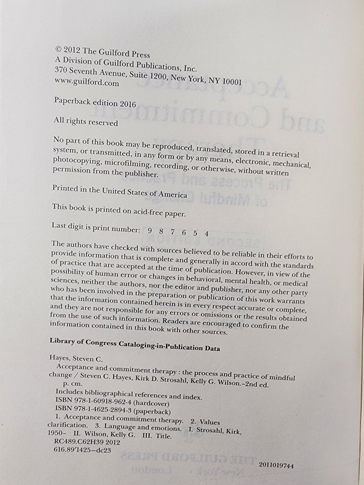 Acceptance and Commitment Therapy: The Process and Practice of Mindful Chang…