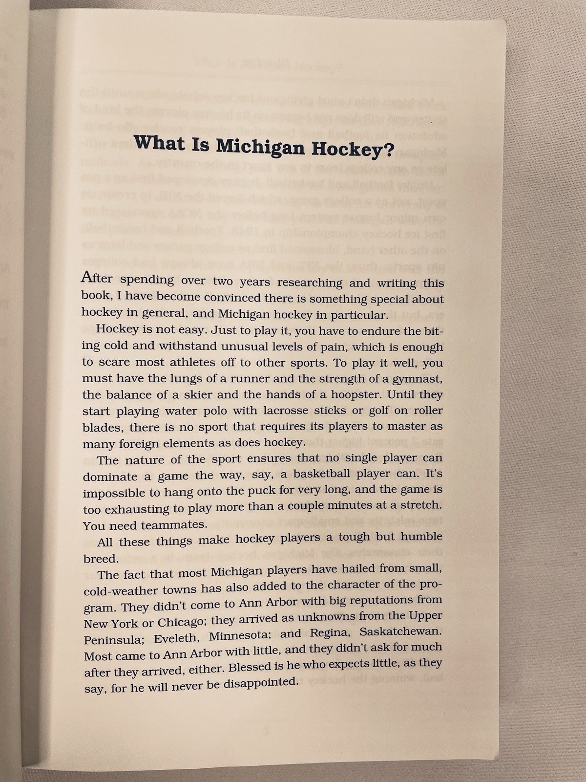 Blue Ice: The Story of Michigan Hockey/ John U. Bacon