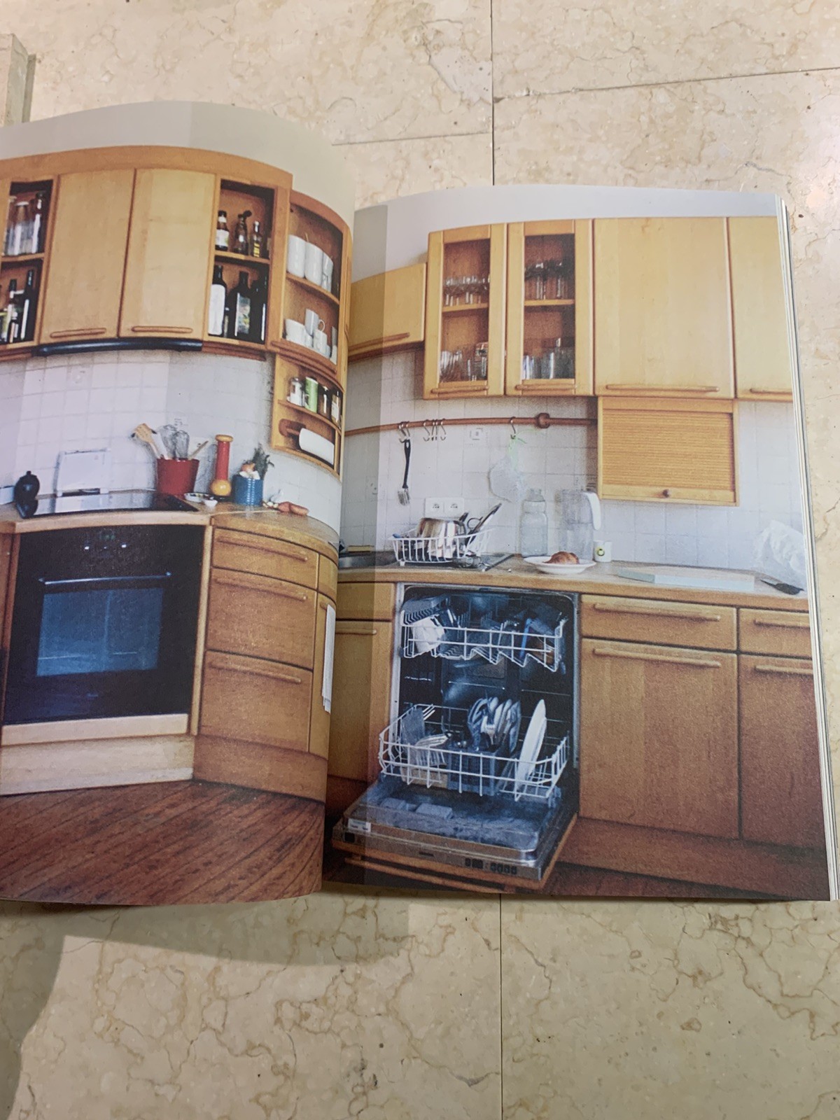 APARTAMENTO BOOK/MAGAZINE SOFT COVER #27 SPRING/SUMMER 2021
