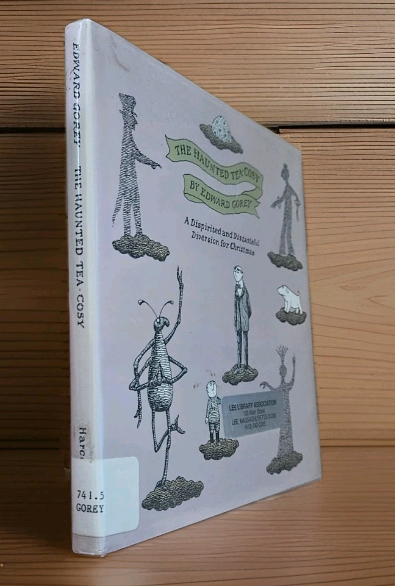 1997. 1st Edition Edward Gorey : The Hauned Tea-Cosy | ILLUST HCDJ In Clear Wrap