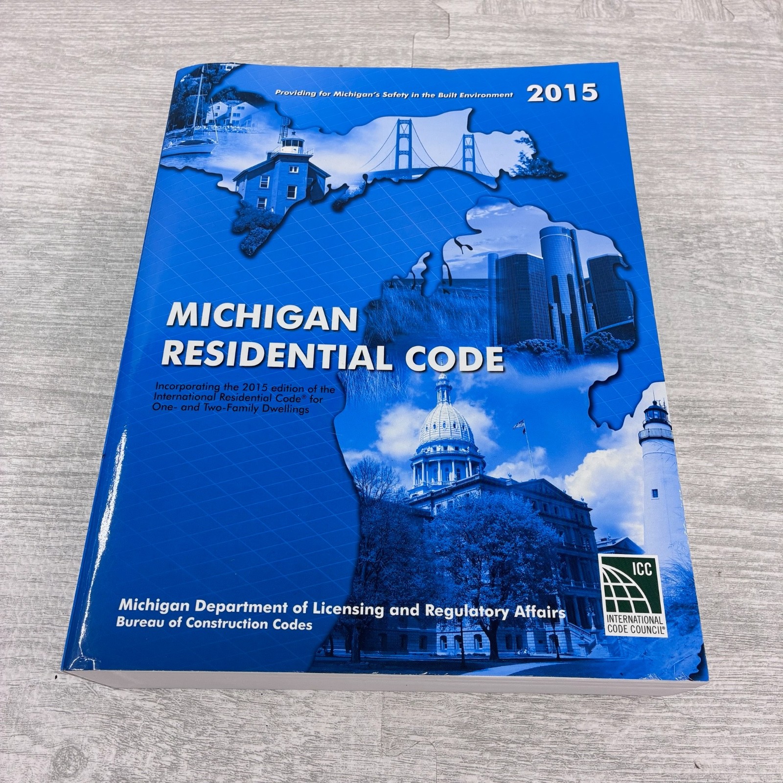 2015 Michigan Residential Code by ICC/Michigan (2015, Trade Paperback)