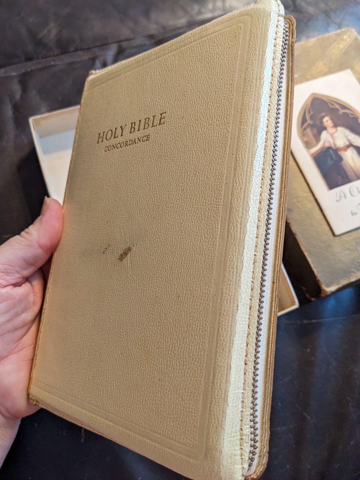 World Bible KJV White Cover Zipper w/ Cross, Family Register 1956- Some Writing!