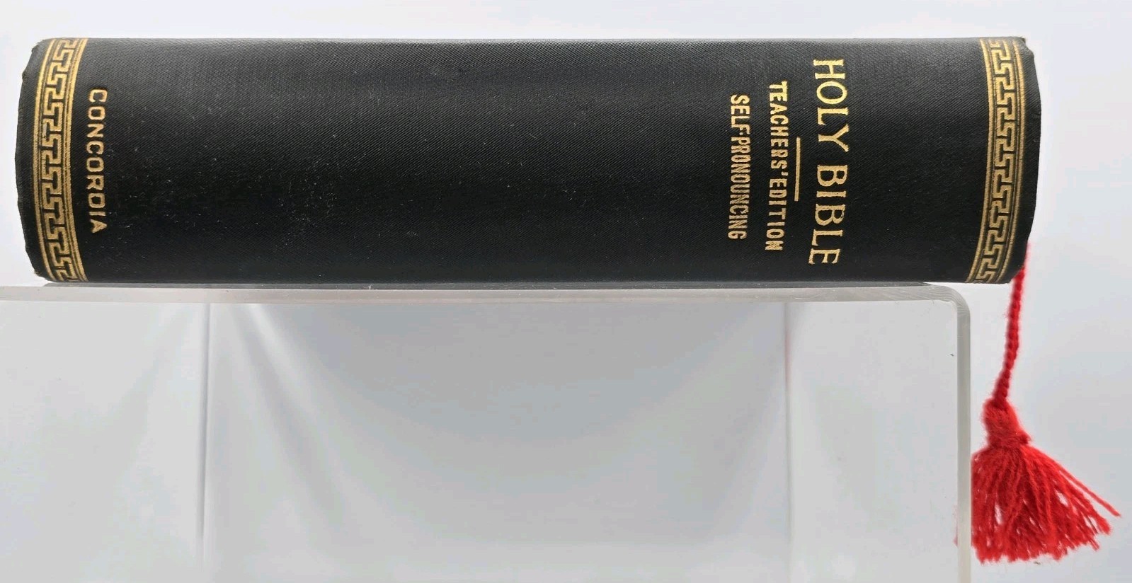 The Holy Bible Teachers Edition Self Pronouncing Concordia Publishing 1940s-50s?