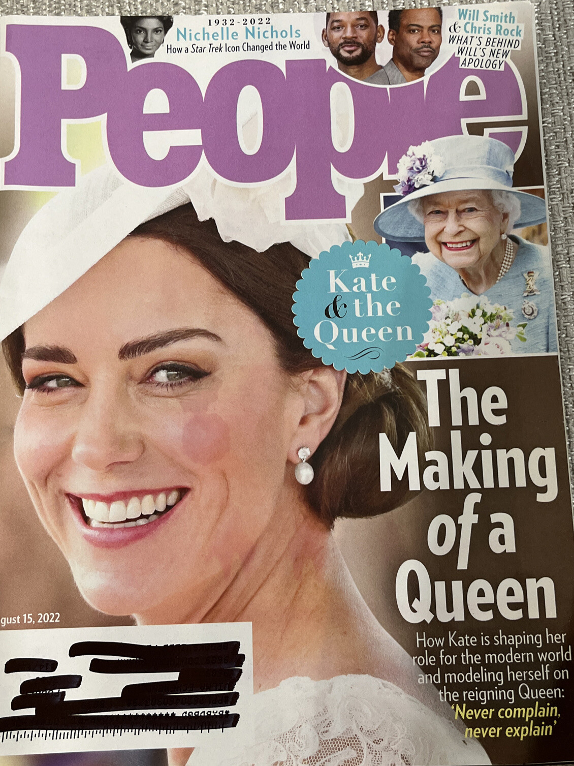 PEOPLE MAGAZINE – AUGUST 15 2022 – THE MAKING OF A QUEEN – WILL SMITH CHRIS ROCK