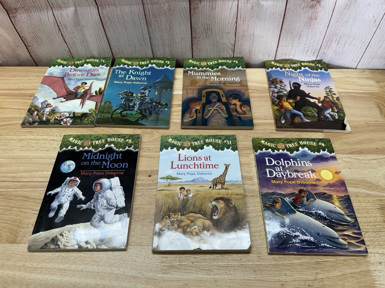 LOT OF 7 Magic Tree House Paperbacks Good Condition 1 2 3 5 8 9 11