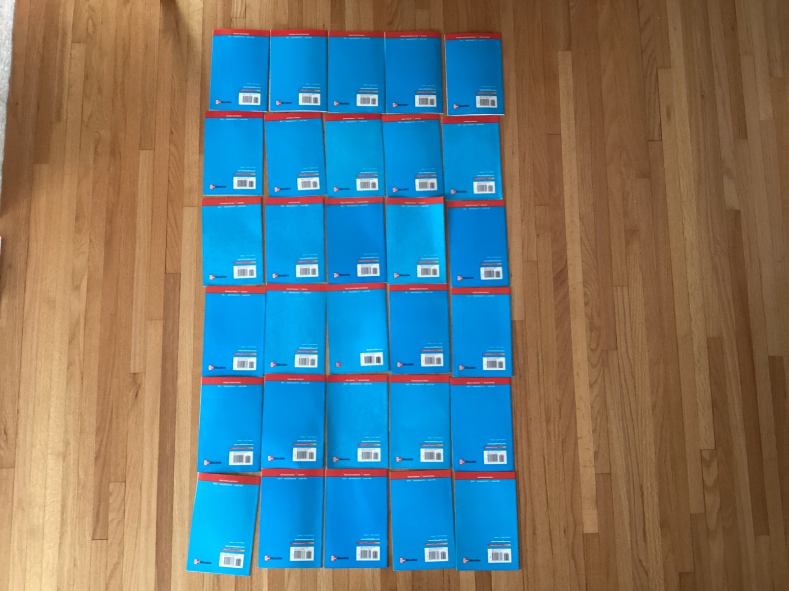 MCGRAW HILL WONDERS LEVELED READERS / GRADE 3 / ON LEVEL / 30 BOOKS