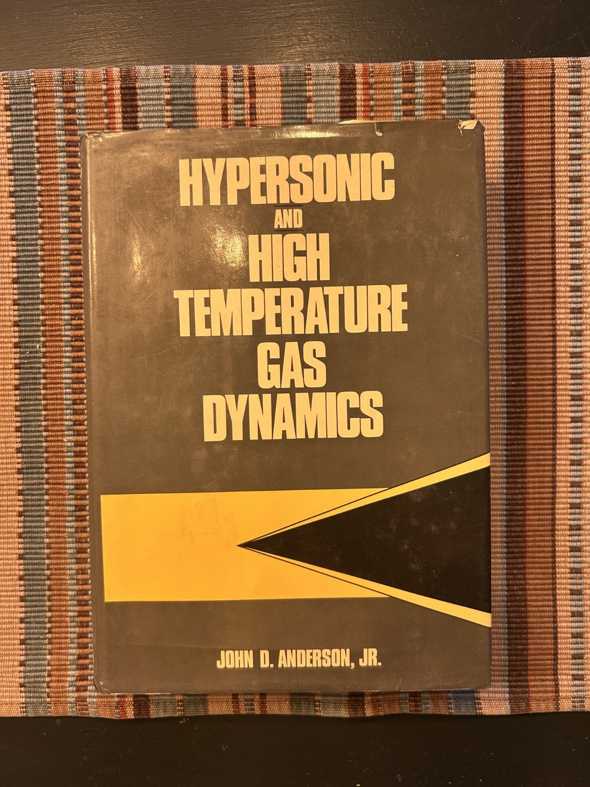 Hypersonic and High temperature Gas Dynamics – 1989 – John Anderson – Very Good
