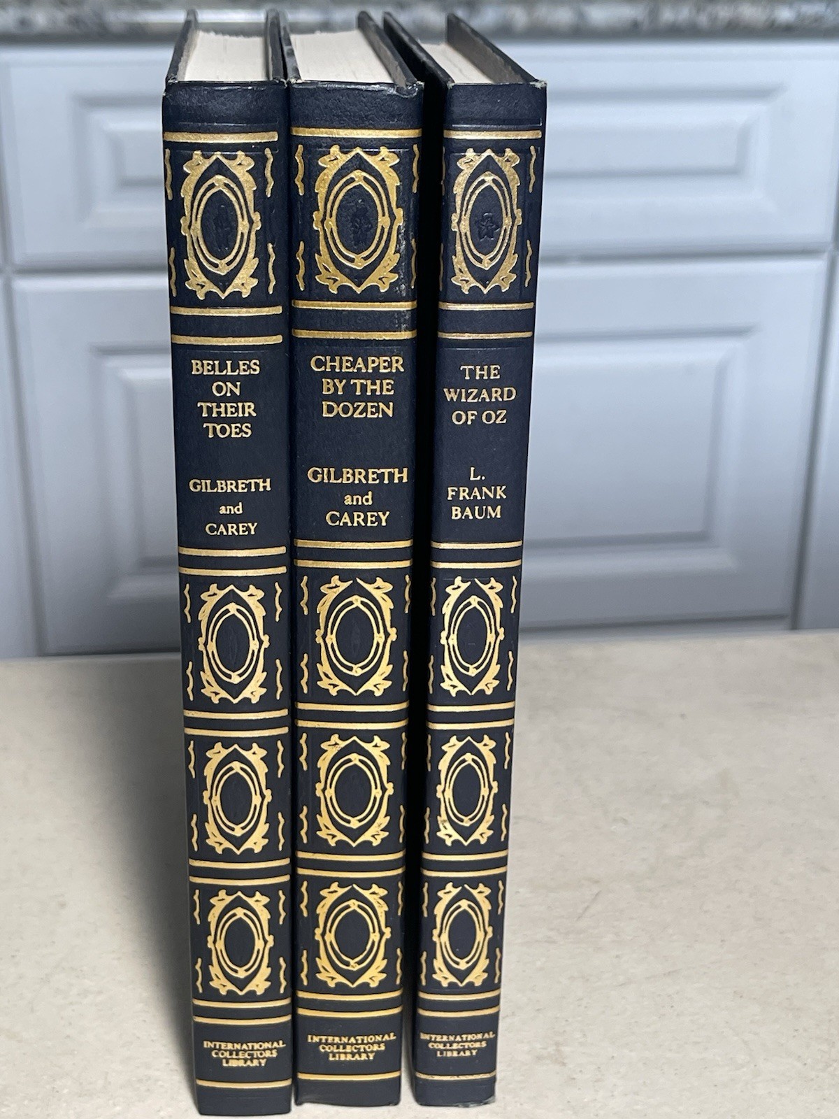 3 International Collectors Library Vintage Classics Decor Staging Wizard Of Oz +