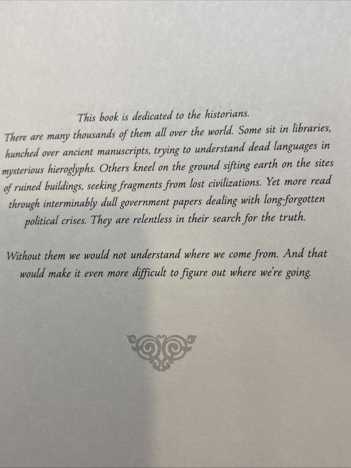 The Armor of Light Kingsbridge – By Ken Follett VERY GOOD (#1186-1)