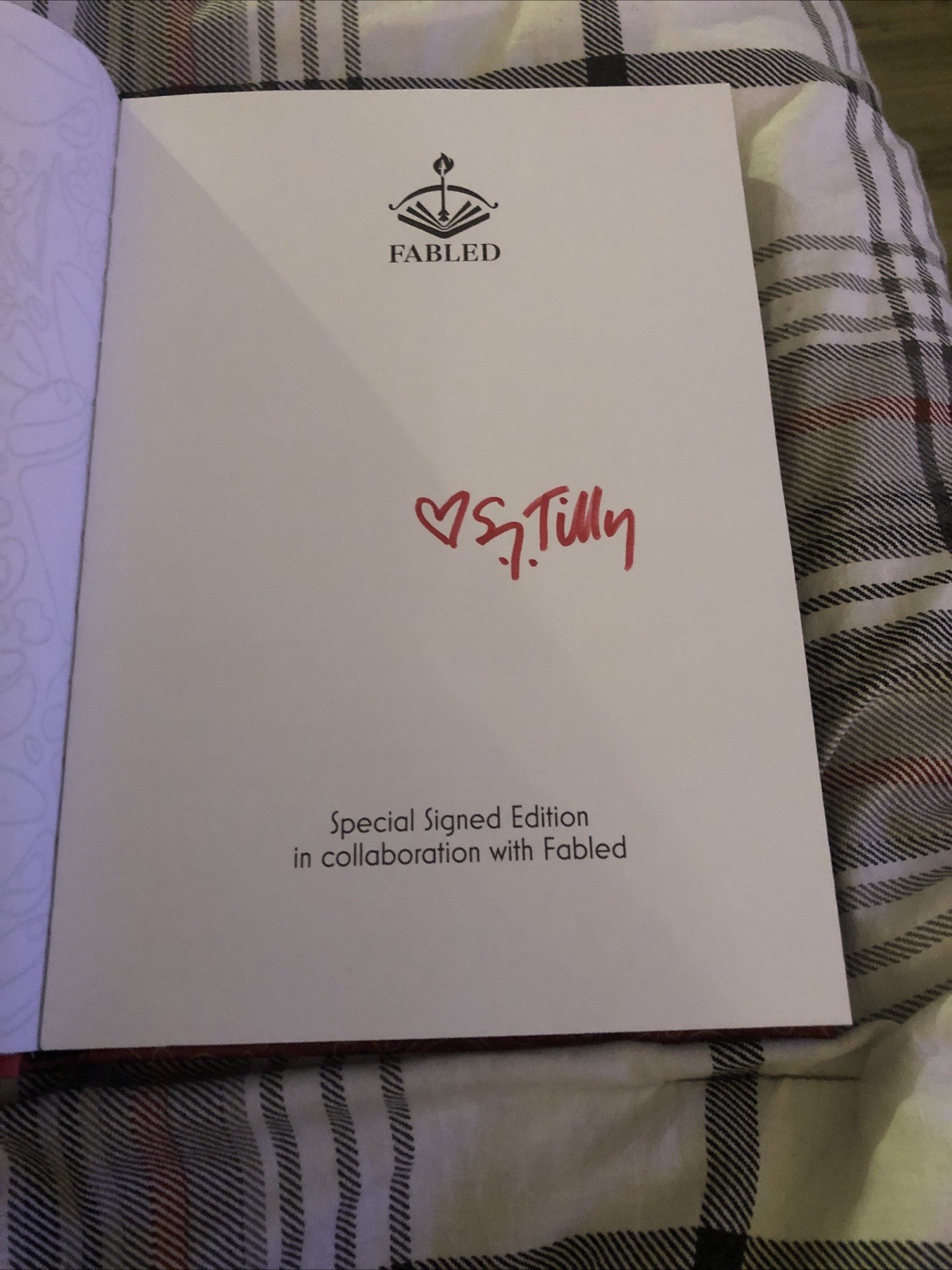 SJ Tilly Lot Of 2 Darling Series Books – Latte Darling Fabled Edition Signed