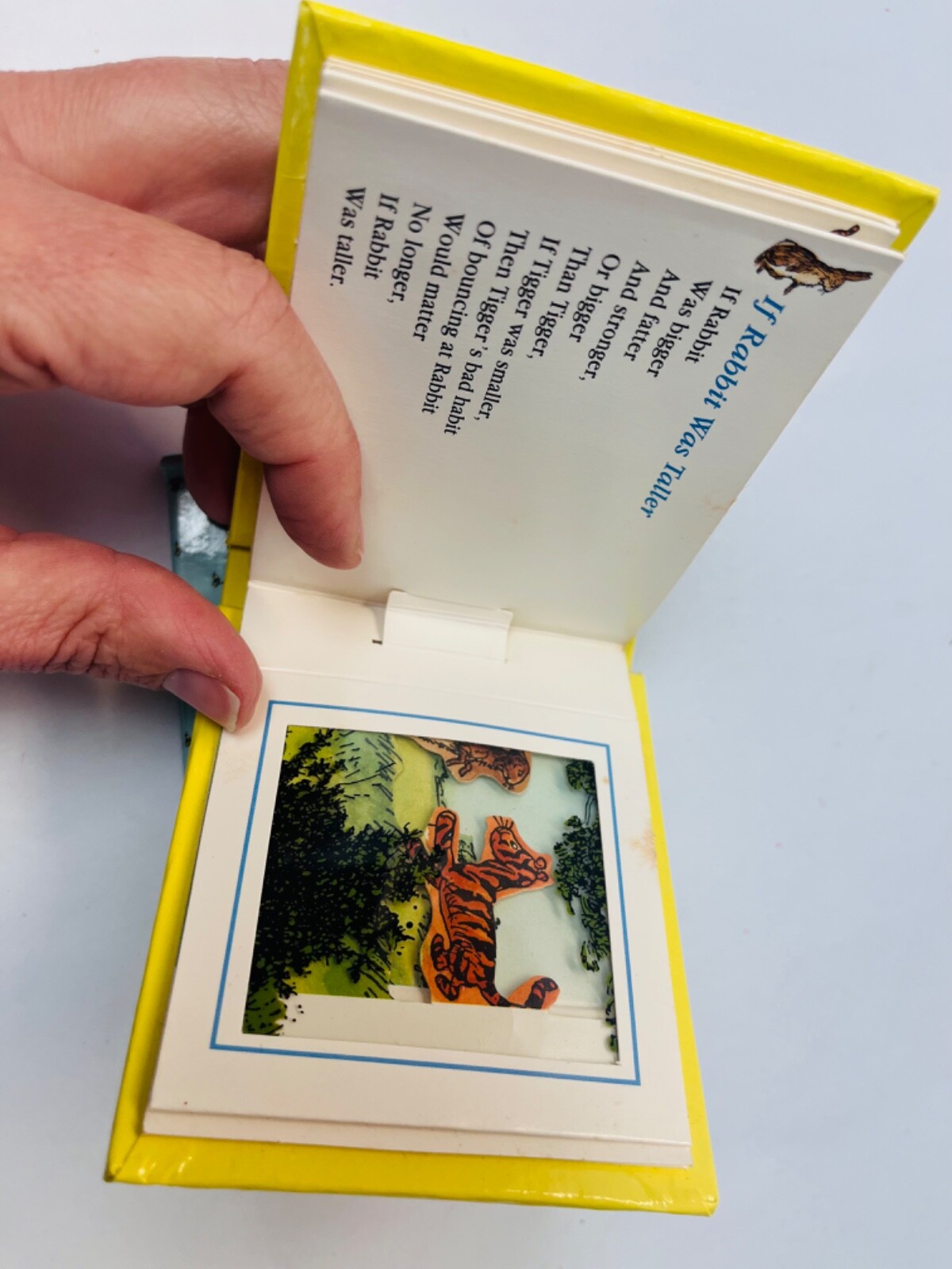 Winnie the Pooh Window Book Set- Poems And Songs- Mini Books Vintage BIN 60