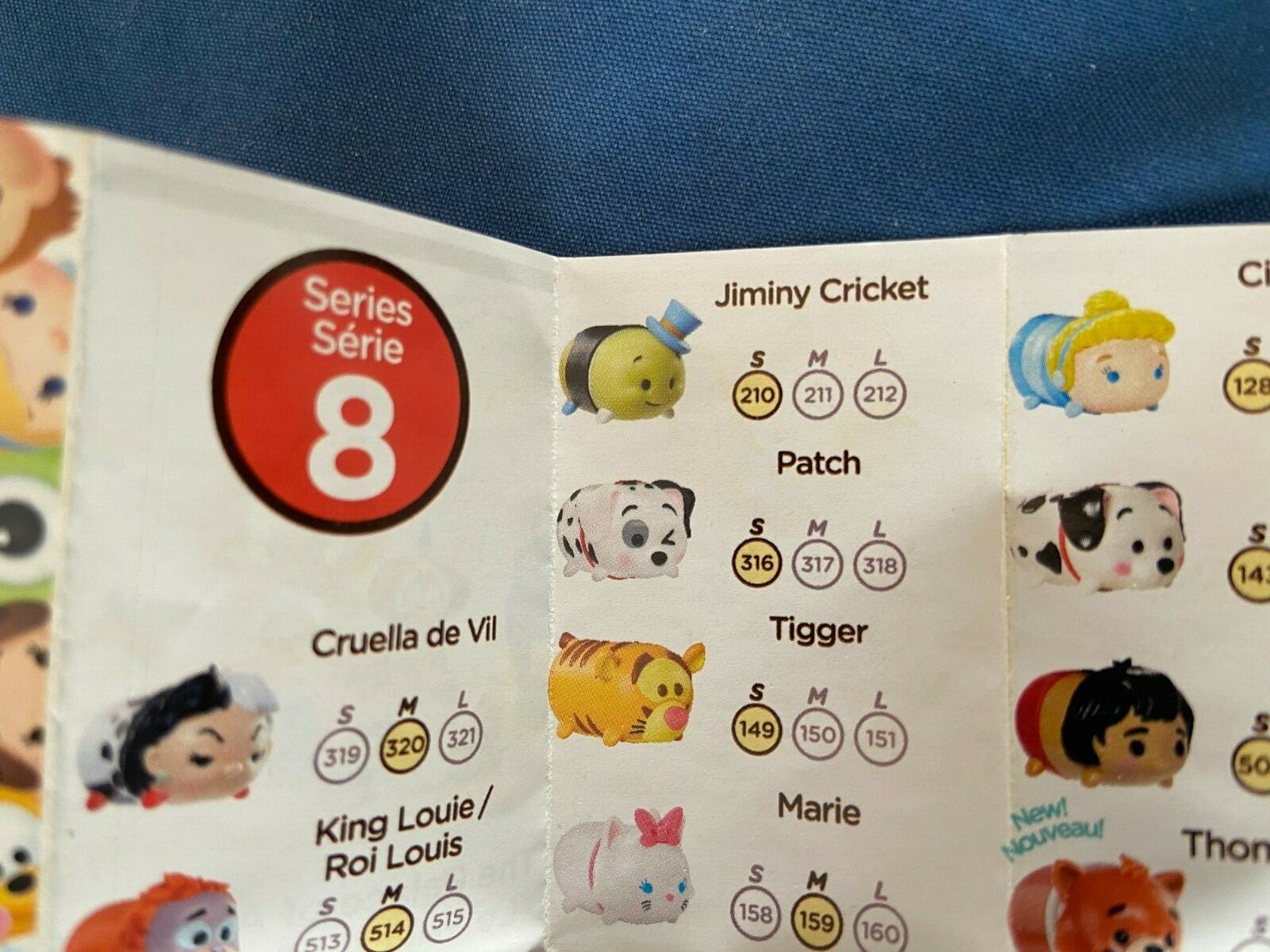 Tsum Tsum Vinyl Small Collector&rsquo;s Guide Series 8 *NEW/Nice Condition* pp1