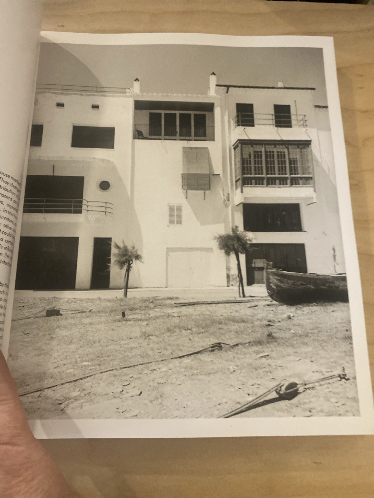 The Modern Architecture of Cadaques 1955-71 by Nacho Alegre: Used