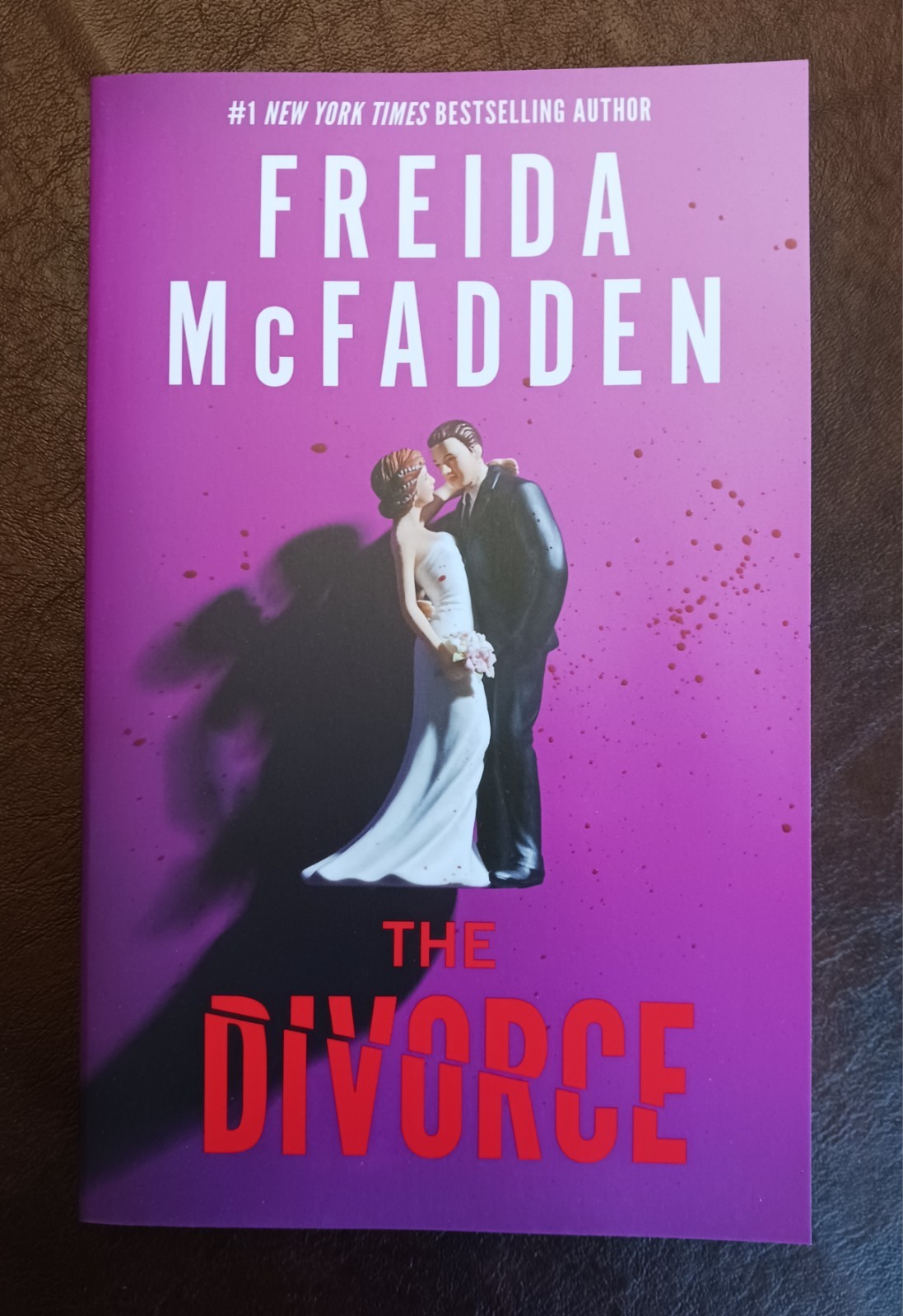 SIGNED Freida McFadden Autographed Book – The Divorce, Signed Edn 1st Print 2026