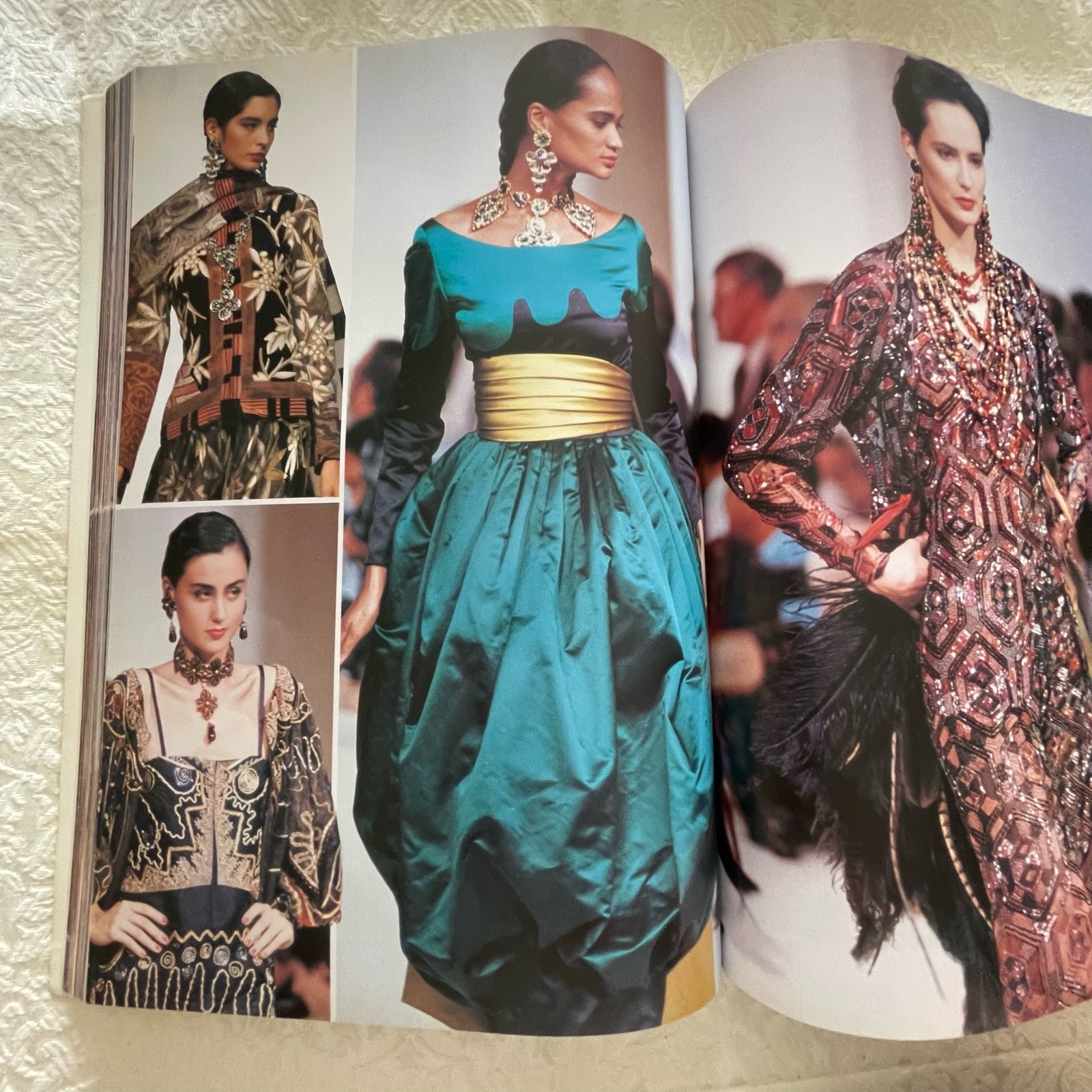 Haute-Couture &rsquo;90-&rsquo;91 Autumn & Winter Runway Collections Vol 4 VNTG Fashion Book