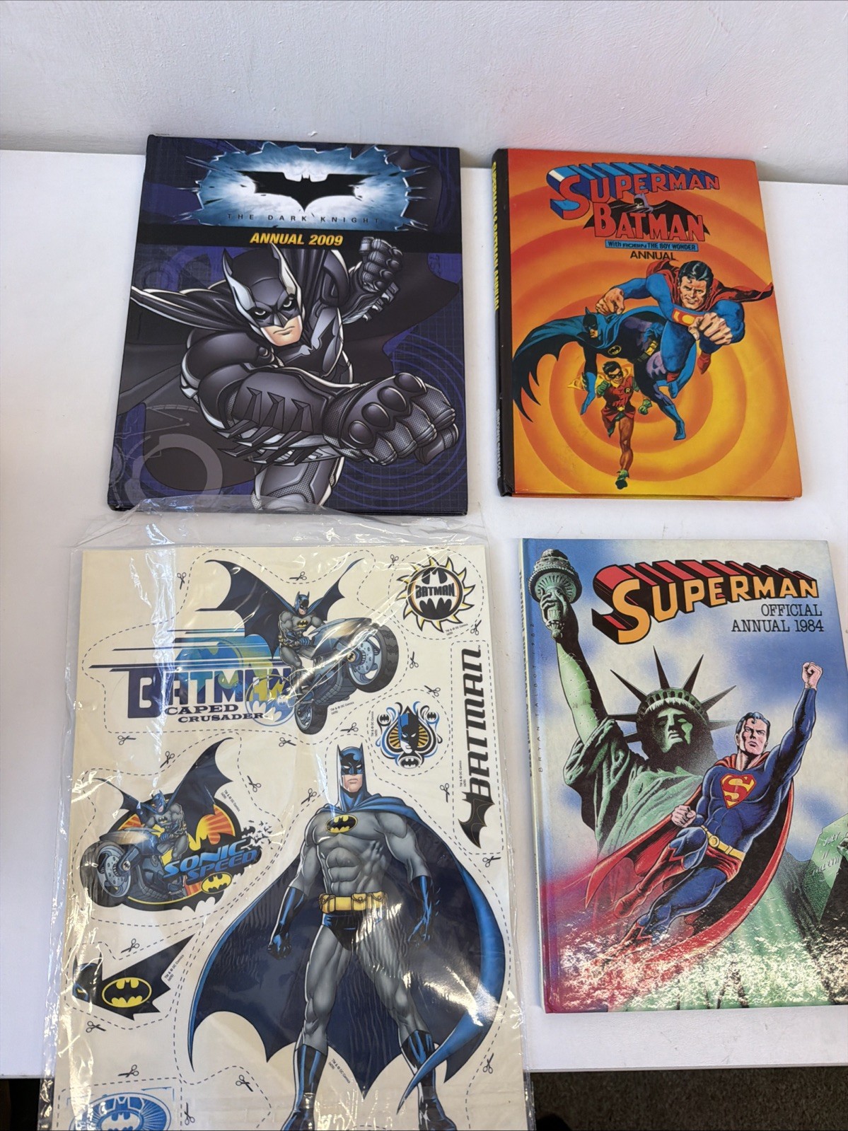 Bundle Batman Superman Superheroes Annuals – unclipped & Stickers