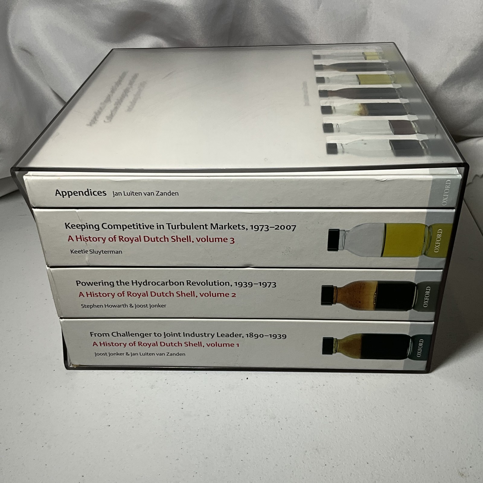 A History of Royal Dutch Shell 4 Volume Set with DVDs Oxford University Press