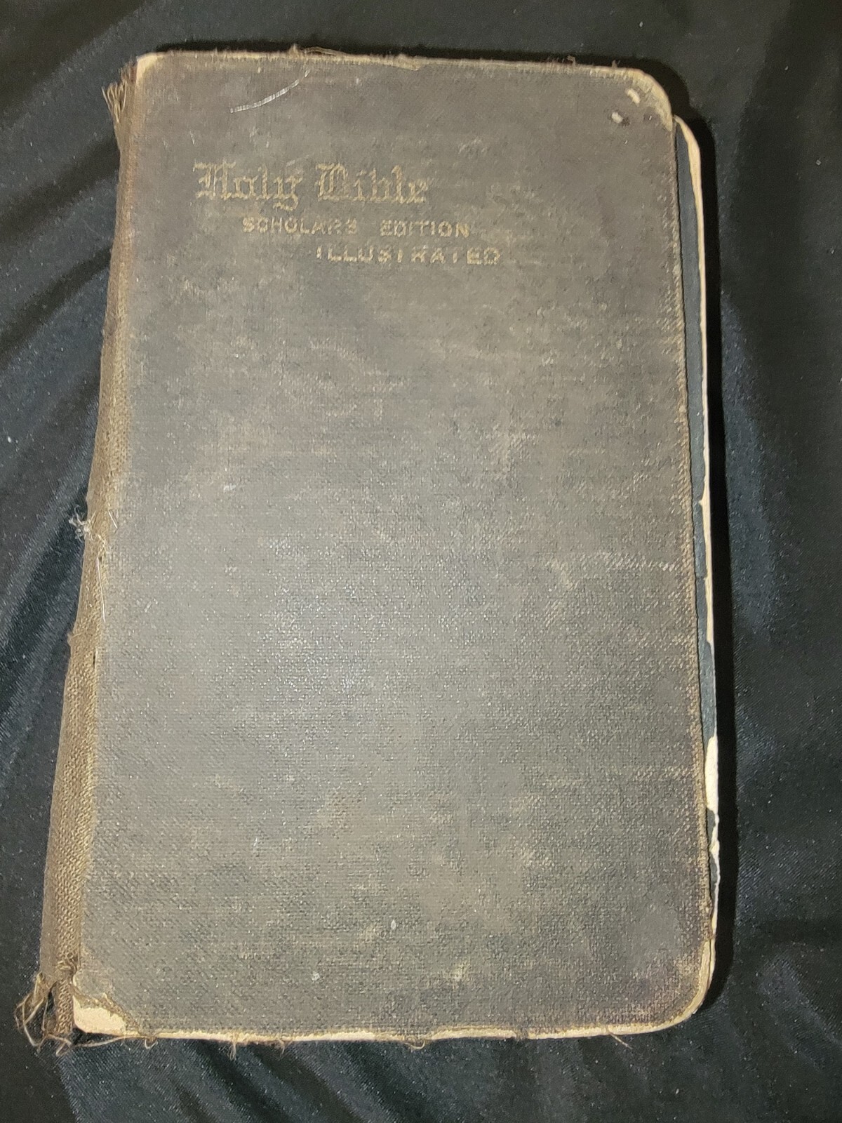 Sunday School Scholar&rsquo;s Edition Holy Bible 6×4.25&Prime; Illustrated