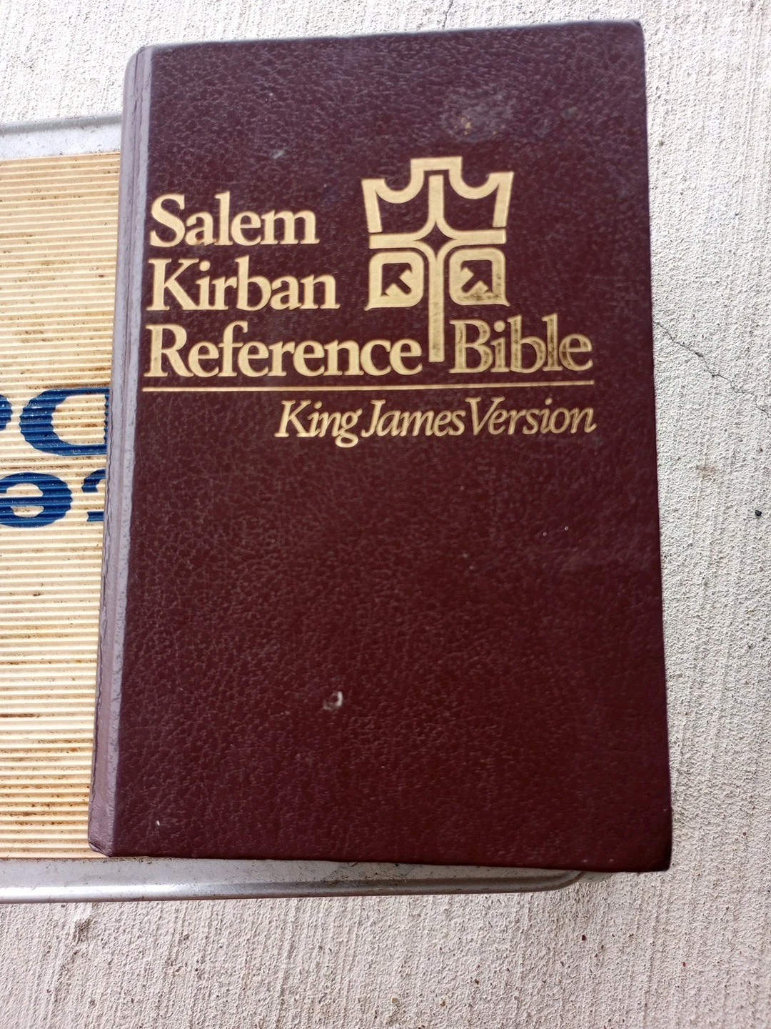 Salem Kirban Reference Bible King James Version AMG 4th Printing 1985 ACCEPTABLE