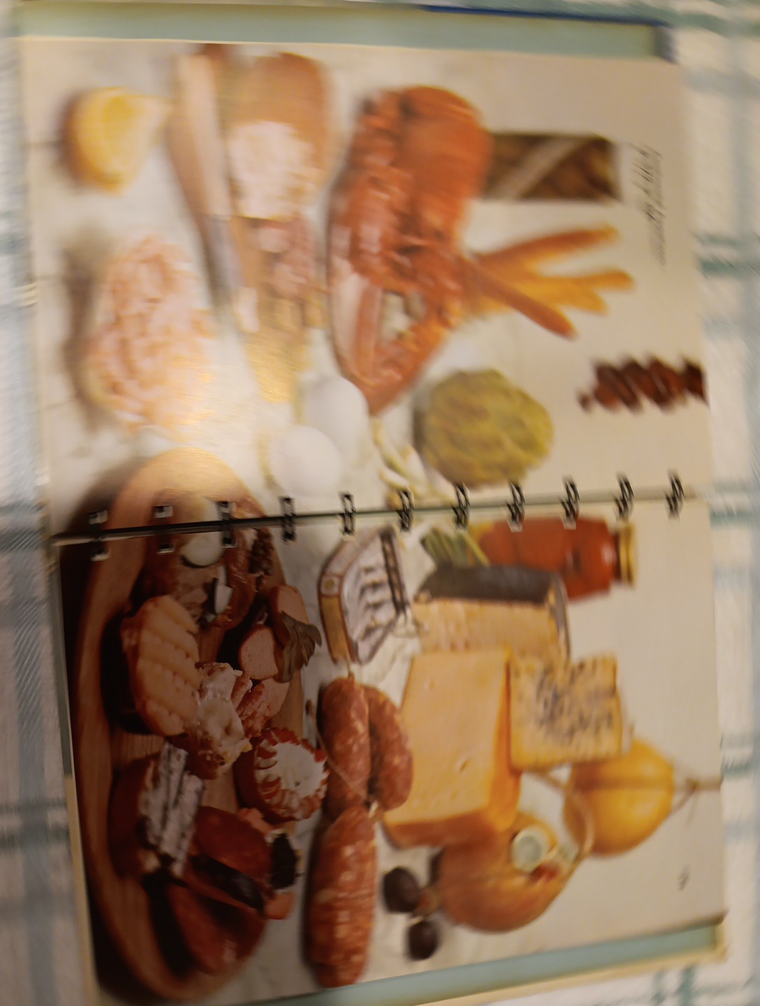 1958 BETTY CROCKER&rsquo;S DINNER FOR TWO 205 Pages HC Metal Multi-ring Binding 6&Prime;x8&Prime;
