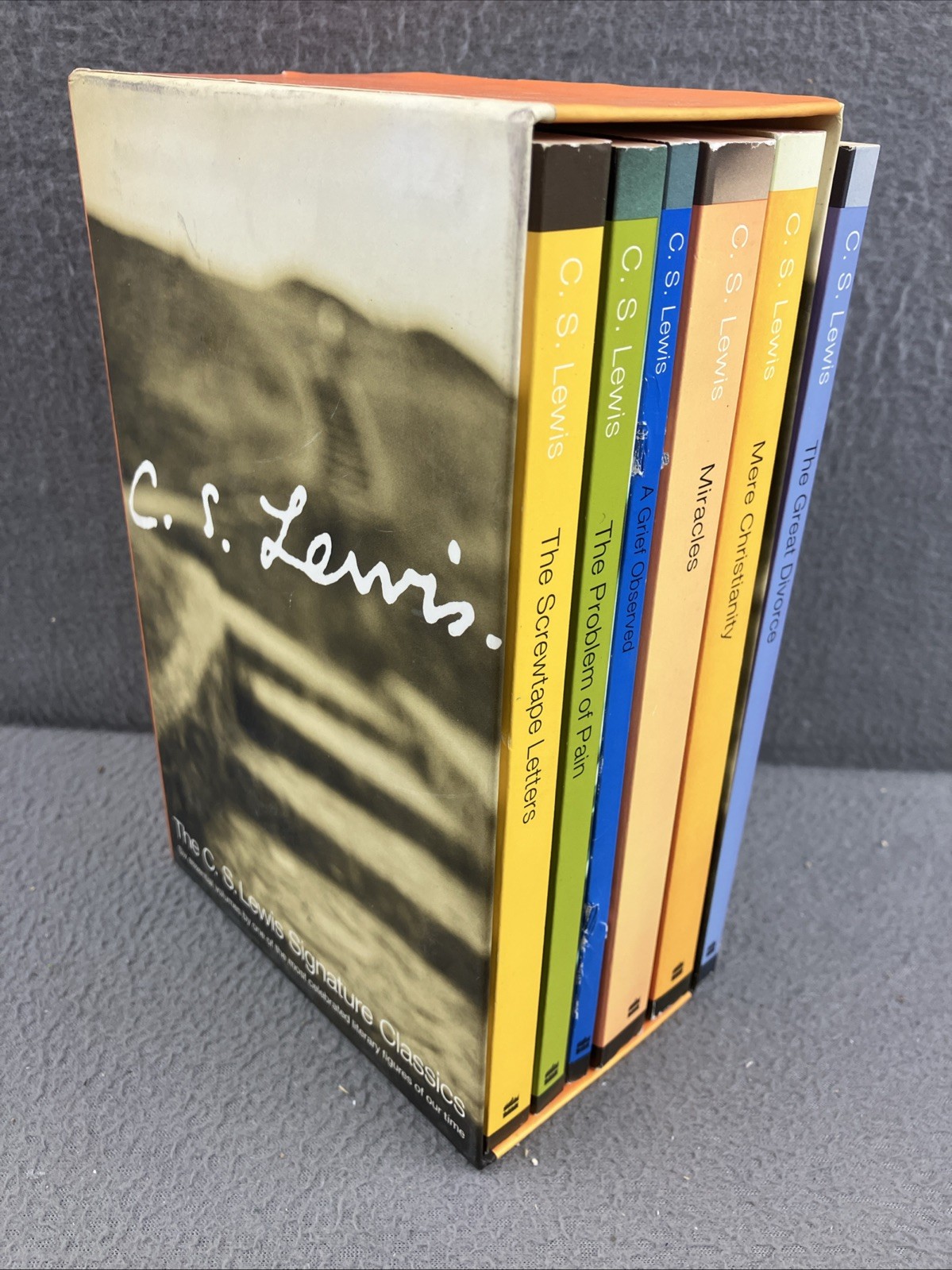 C. S. Lewis Signature Classics C. S. Lewis Trade Paperback Box Set of 6 Bundle