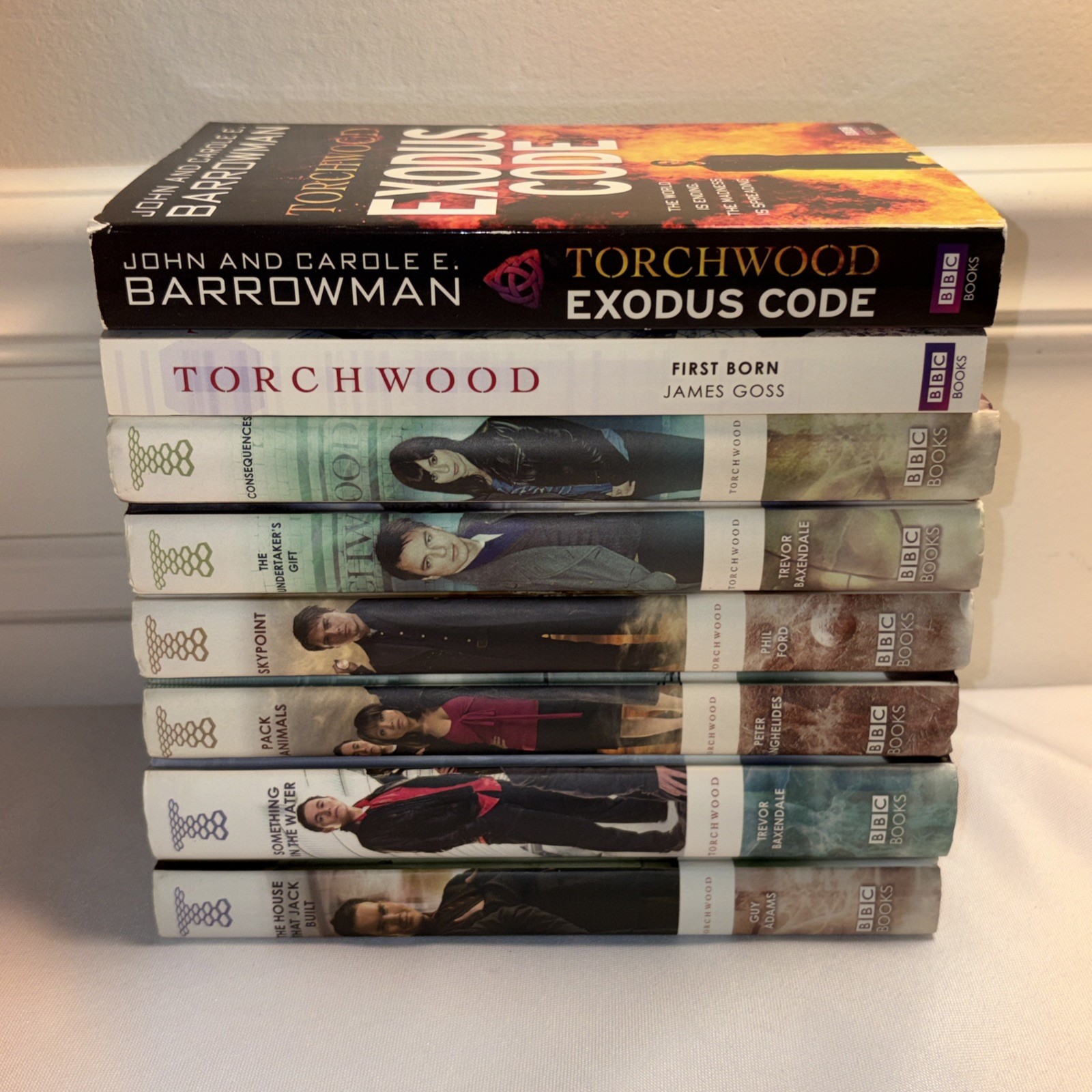 Torchwood Lot Of 8 Books Hardcover BBC Consequences Skypoint Pack Animals Etc..
