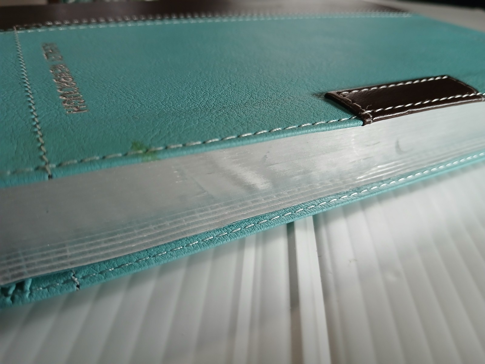 NASB, Thinline Bible, Compact, Imitation Leather, Chocolate/Turquoise PRE-OWNED