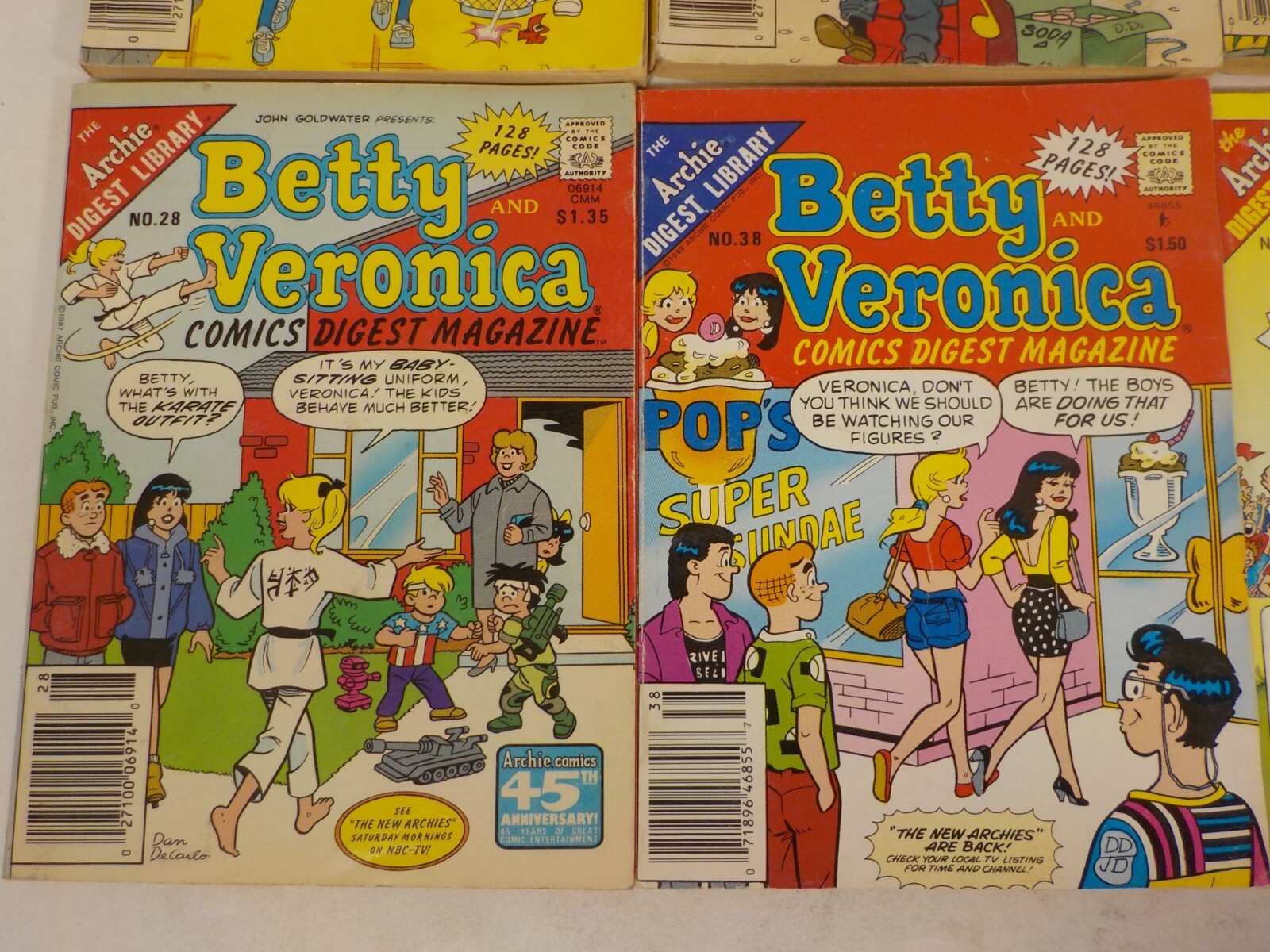 N A1030 The Archie Digest Library Betty and Veronica Comics Lot of 9