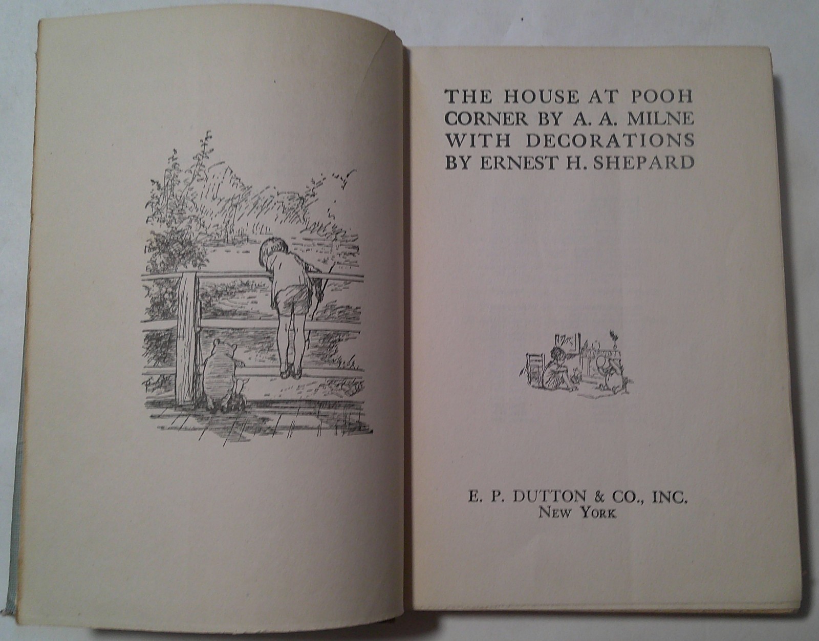 THE HOUSE AT POOH CORNER by A. A. Milne 1945 Illustrated by E. H. Shepard HB