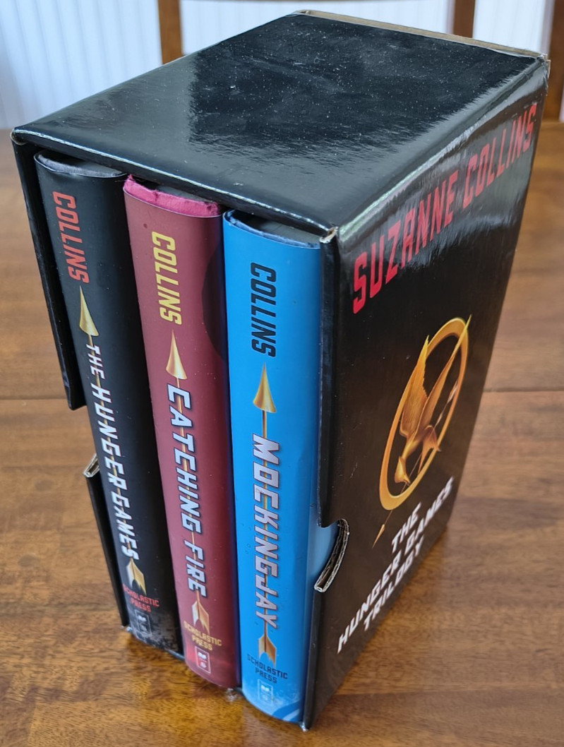 The Hunger Games Trilogy Hardcover Box Set Suzanne Collins 3 Books w/ Slipcase