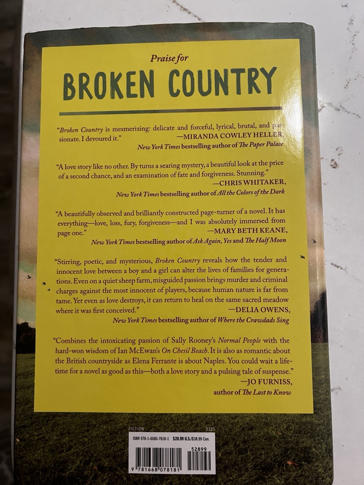 Broken Country Reese&rsquo;s Book Club By Clare Leslie Hall Hardcover 2025