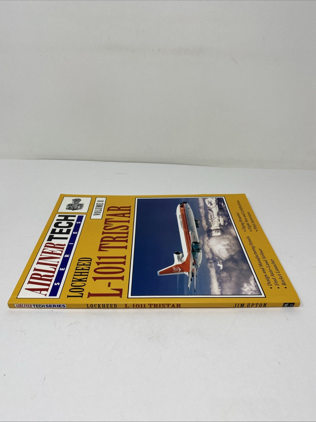 Lockheed L-1011 Tristar by Jim Upton (2001, Trade Paperback)