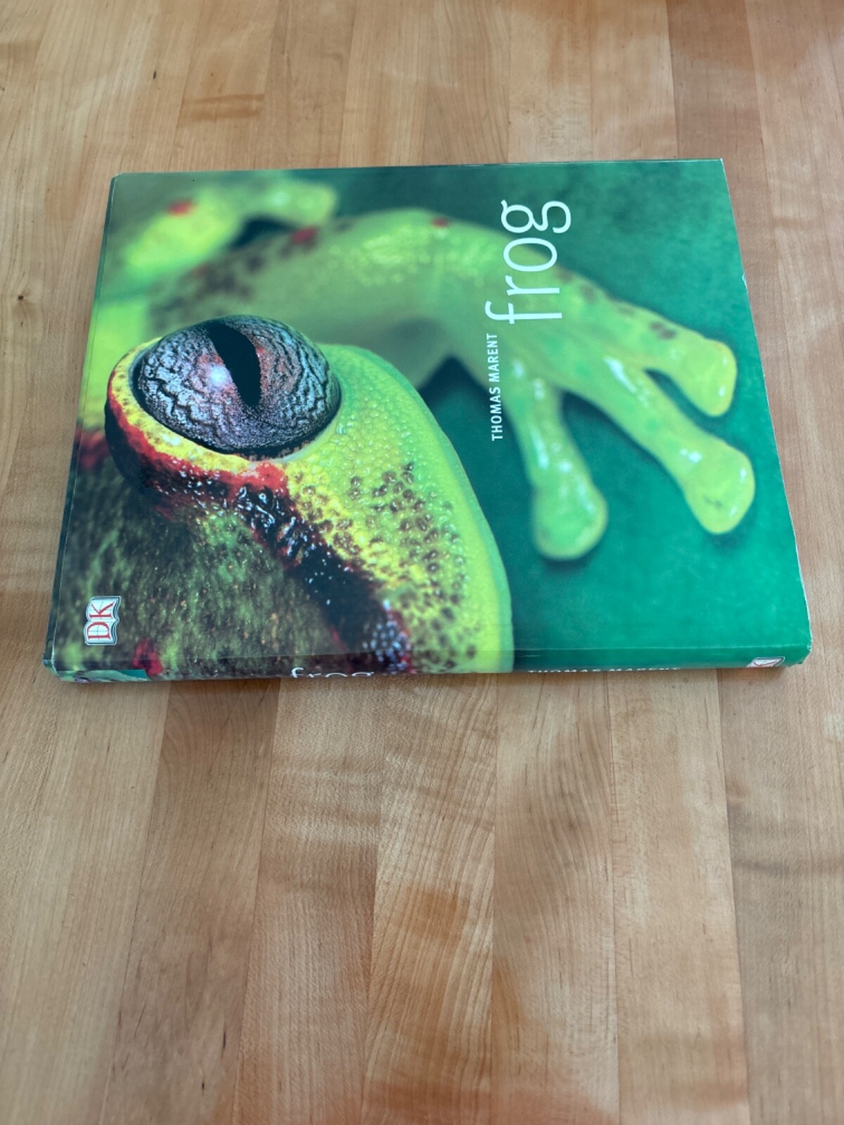 Frog by Thomas Marent, and Thomas Jackson, Photographic Journal, Brand New