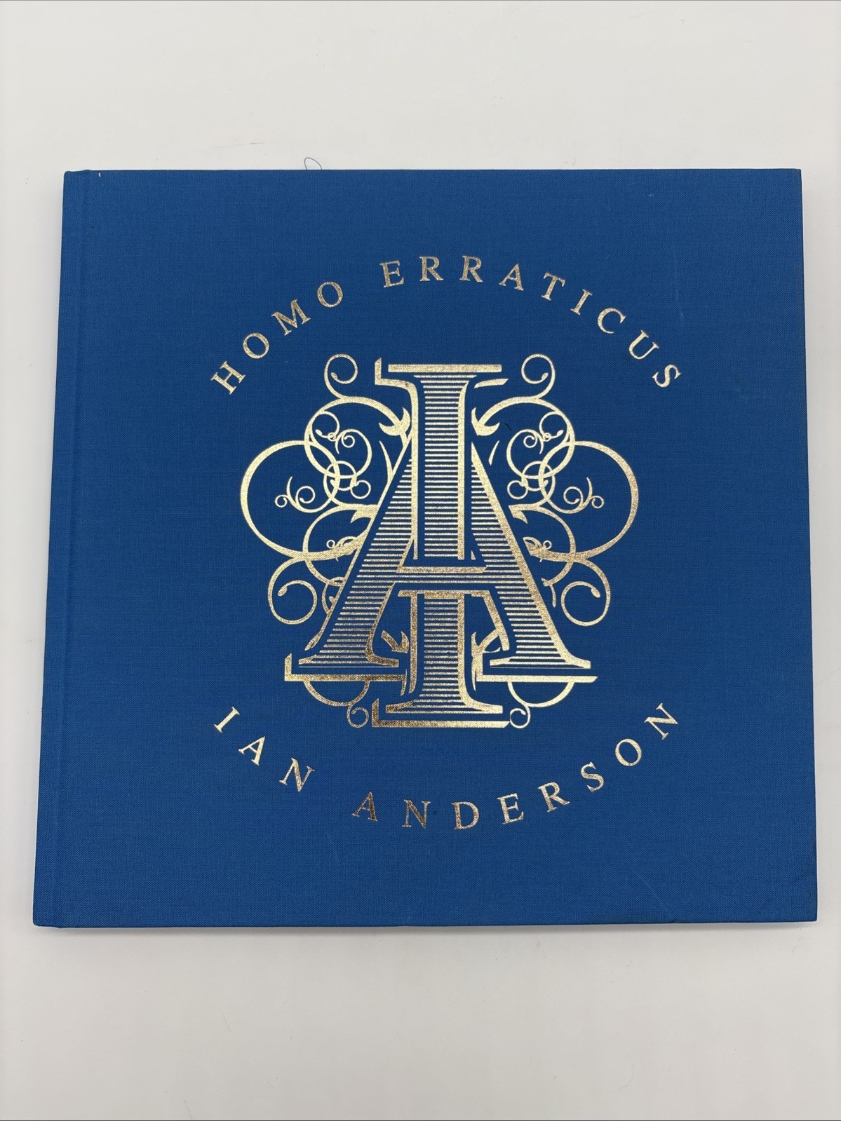 Jethro Tull’s-Ian Anderson-Homo Erraticus Book Edition-(2 CD&rsquo;s & 2 DVD&rsquo;s)