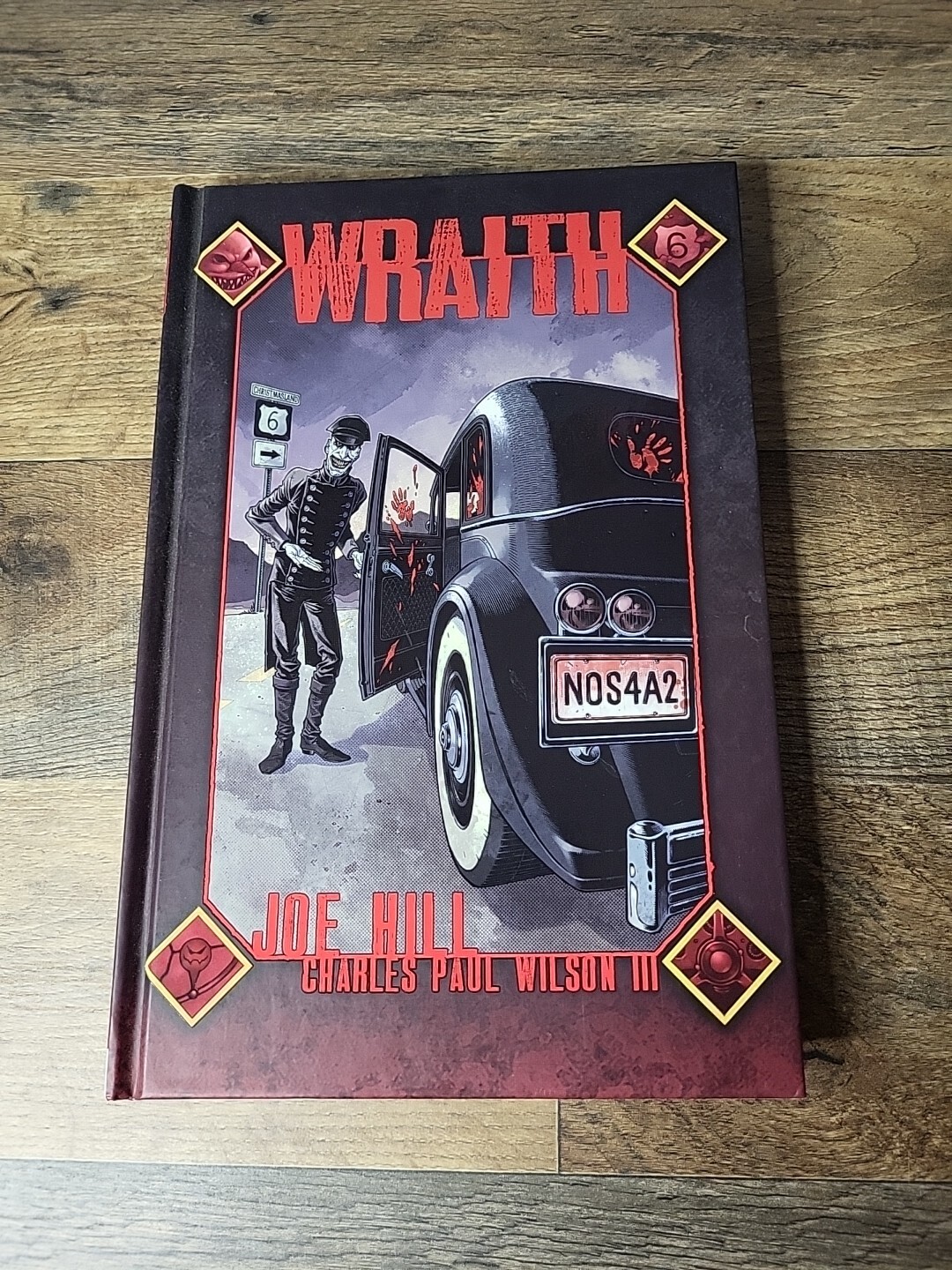 Wraith Graphic Novel By Joe Hill Art by Charles Paul Wilson III 2014