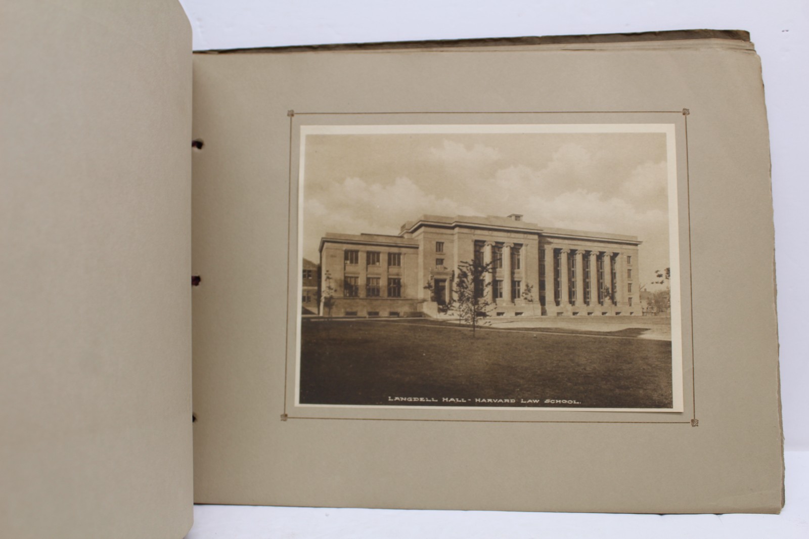 Antique Harvard University Albertype Souvenir Photo Book 25-6&Prime;x8&Prime; pictures