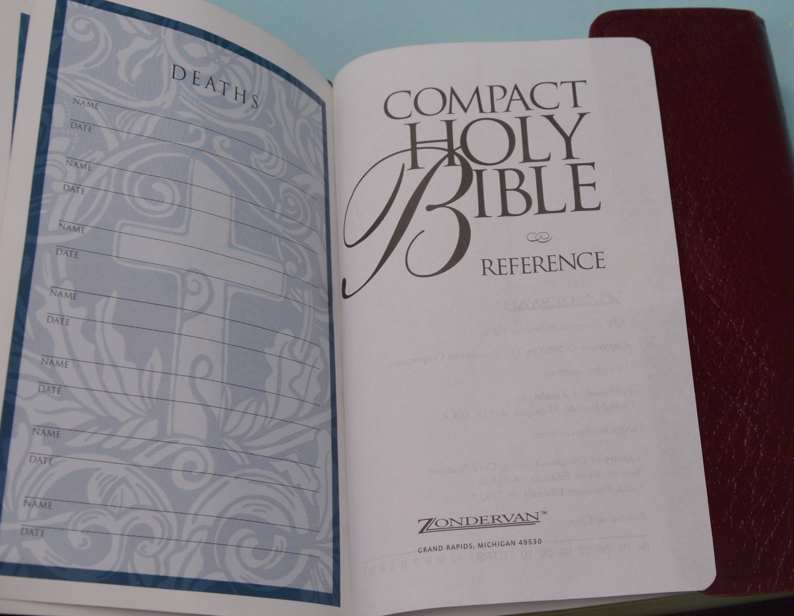 King James compact Reference Bible by Zondervan Snap closure imitation leather