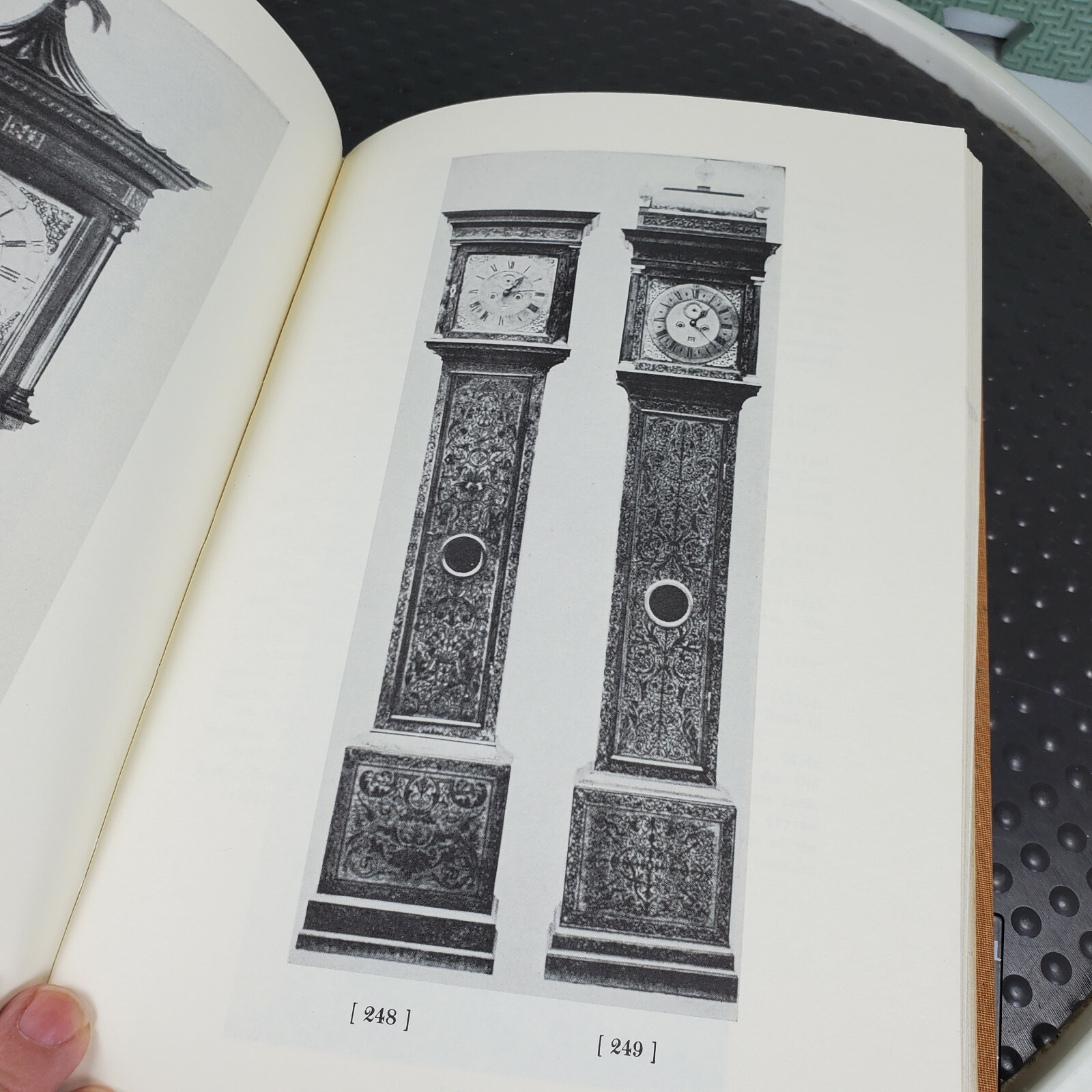 THE CLOCK BOOK BY WALLACE NUTTING Illustrated 312 pages HB 1975