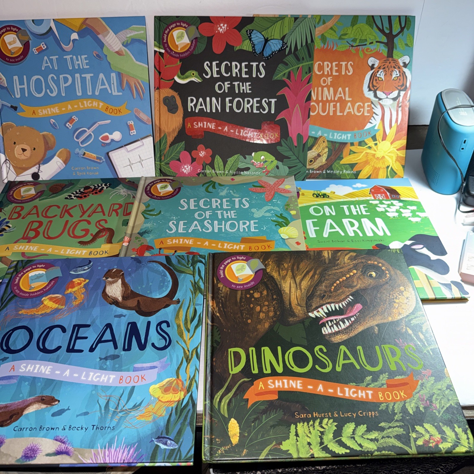 Shine-A-Light Book Bundle Lot of 8- Dino, Oceans, Bugs, Rainforest, Jungle,Farm