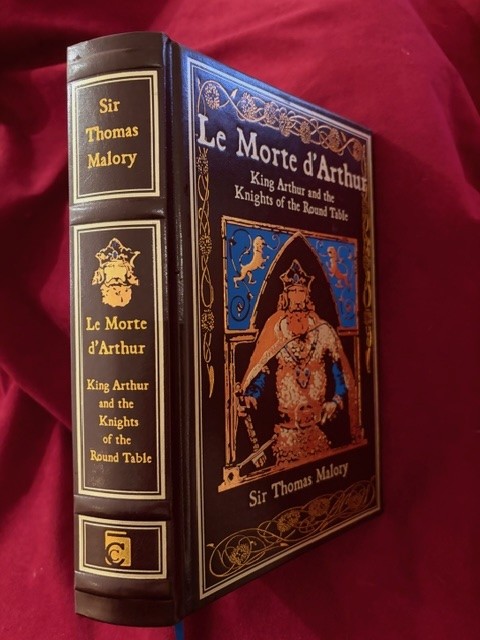 Malory, Sir Thomas & Aubrey Beardsley. Le Morte D&rsquo;Arthur. Deluxe binding. 2015.