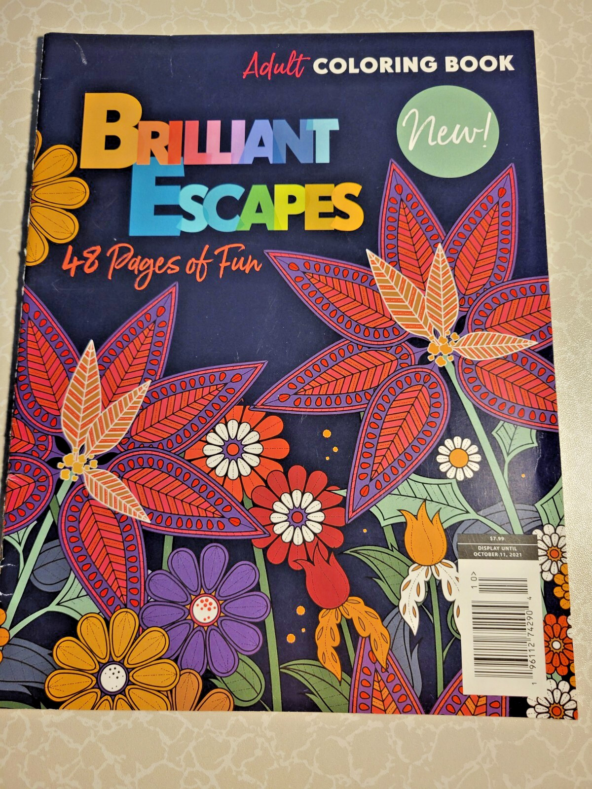 BRILLIANT ESCAPES – ADULT COLORING BOOK – 48 Pages of Fun! Coloring Tips-NEW!
