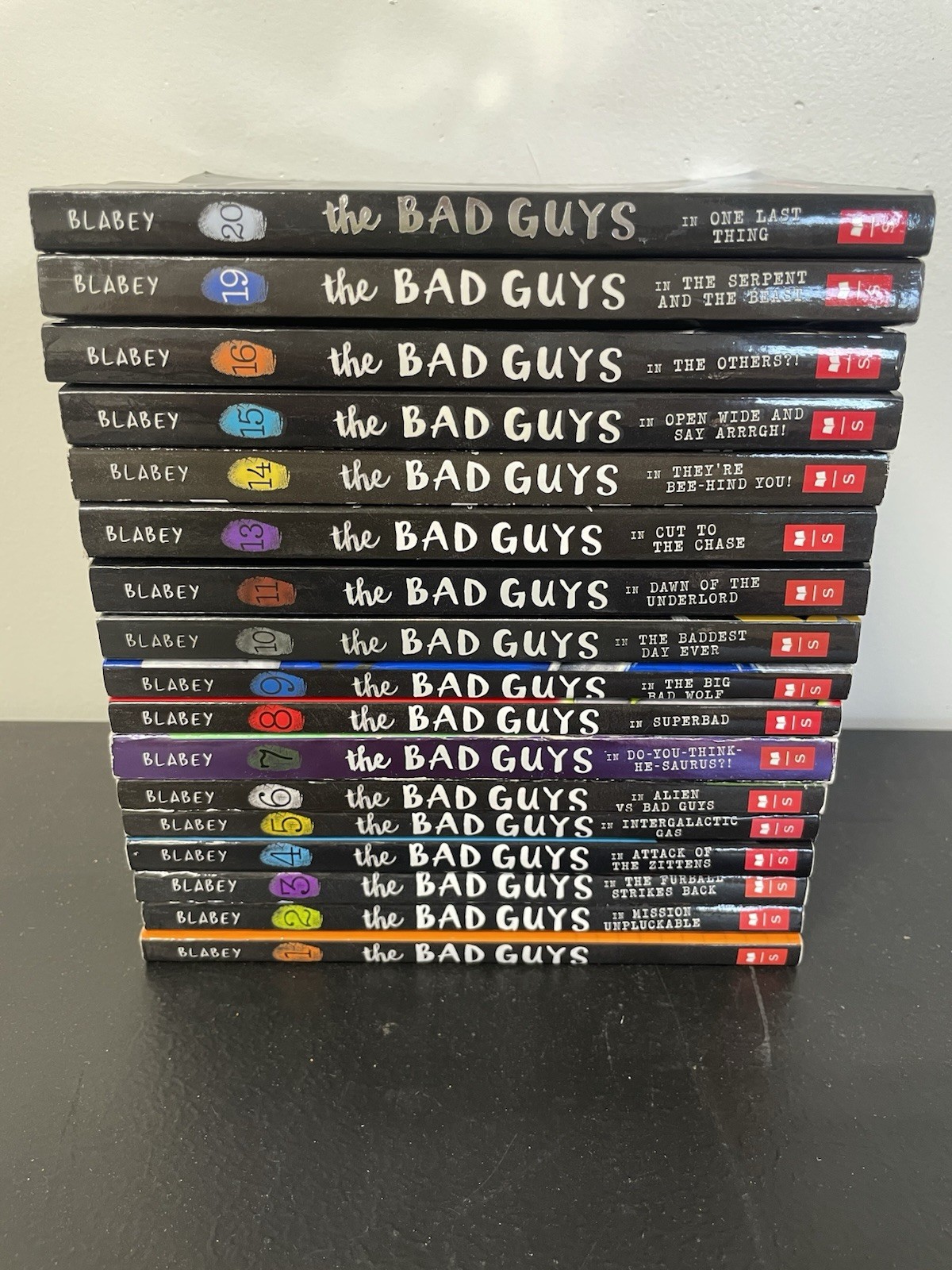 The Bad Guys Book Lot of 17 (1-20 Missing #12/17/18) – VGC