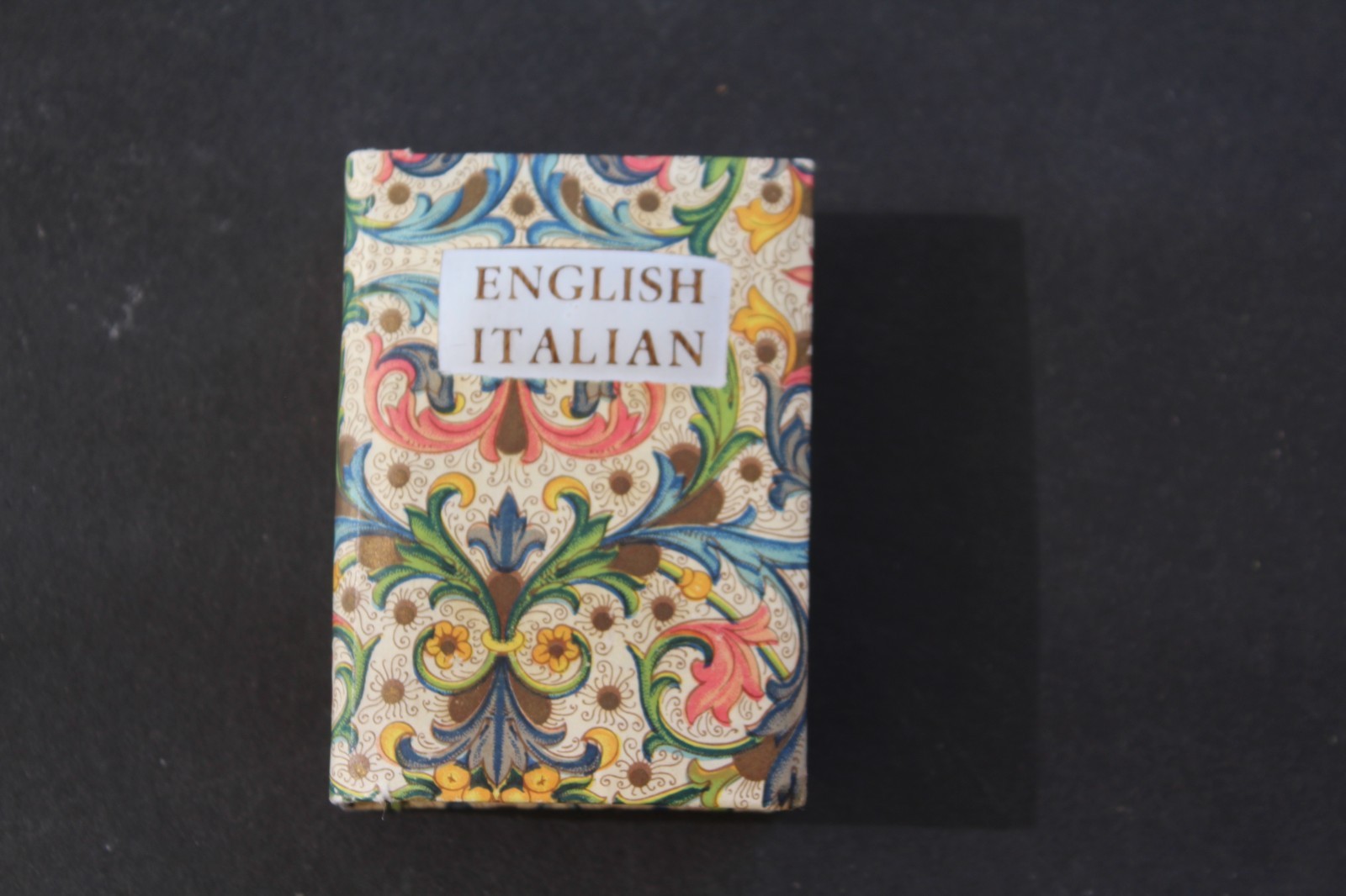 English to Italian Dictionaries Miniature Book 1956