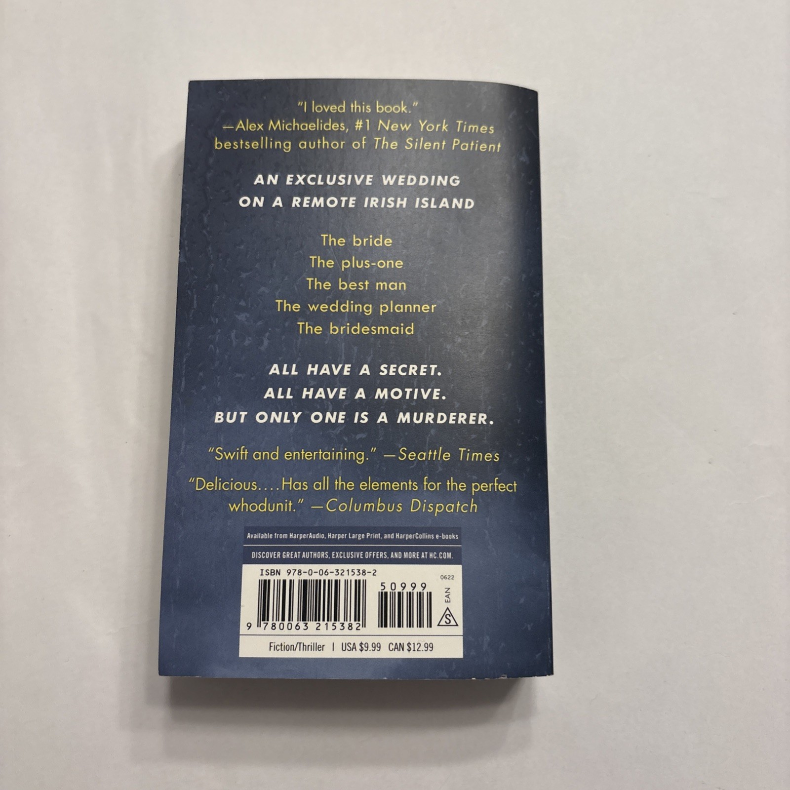 Guest List : A Novel by Lucy Foley (2022, Mass Market)