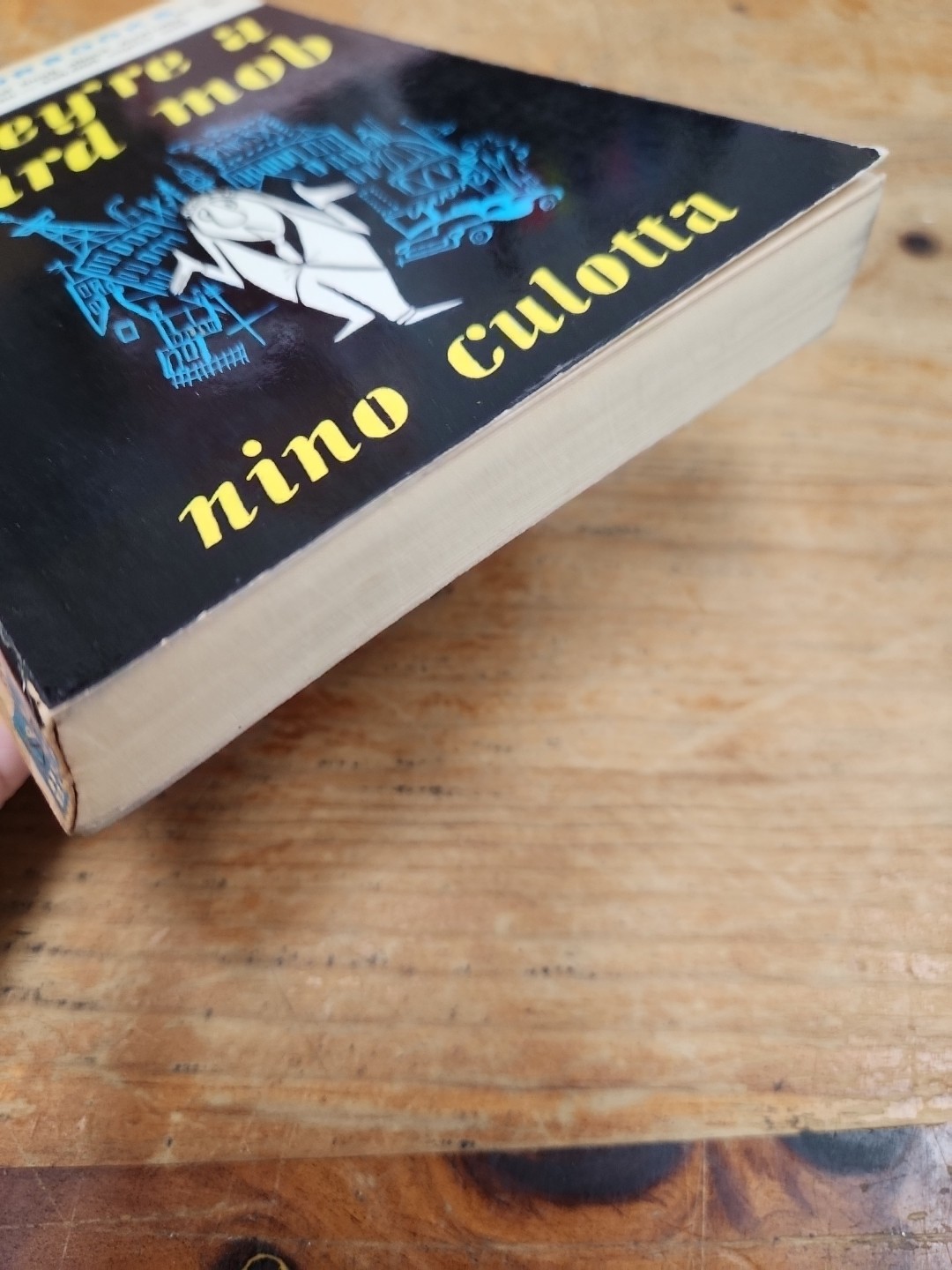 They&rsquo;re a Weird Mob – Nino Culotta / John O&rsquo;Grady – 205 Pages – Vintage – 1964