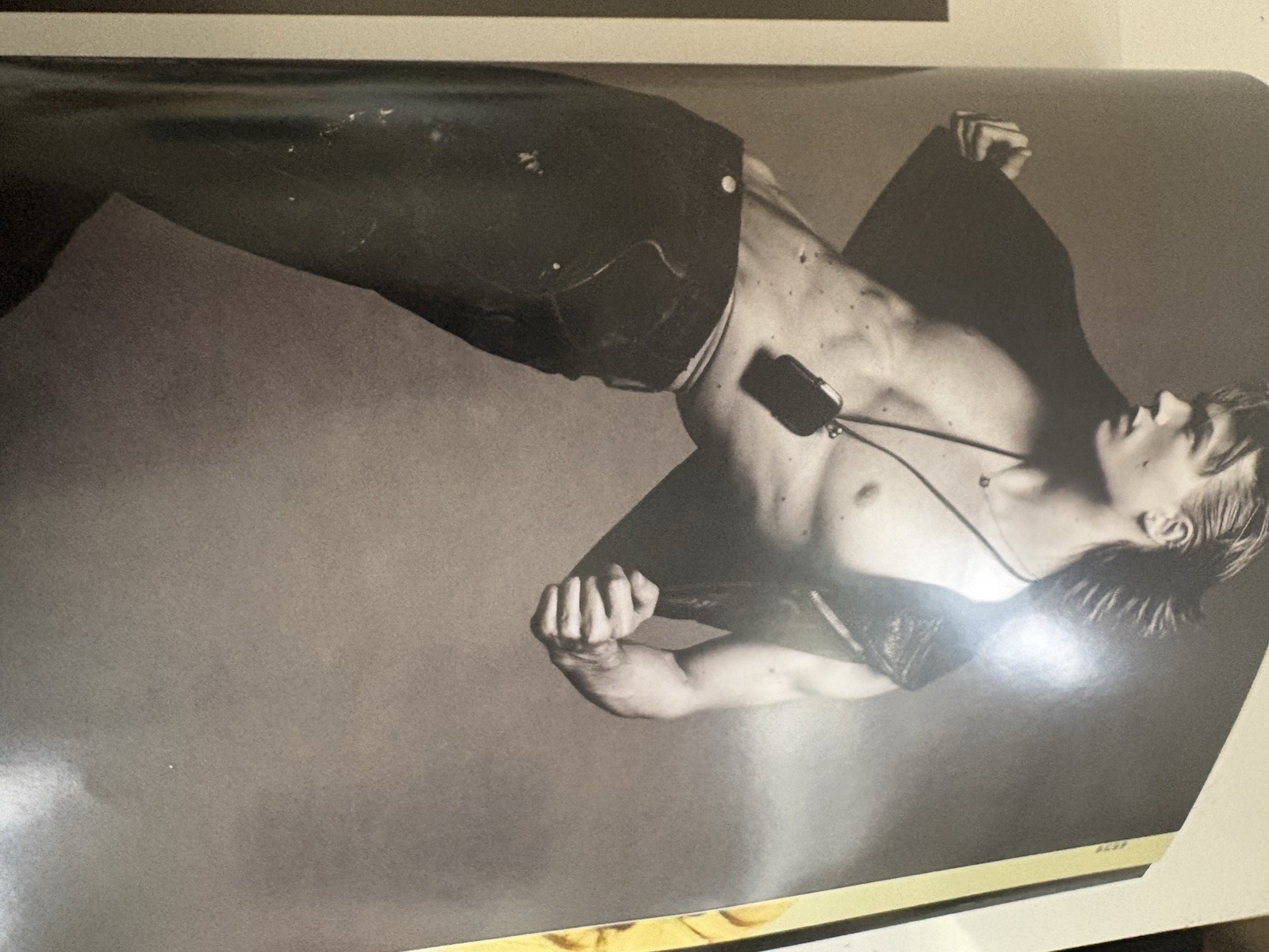 VMAN Magazine Issue 56/ summer-BRAND New! Connor Stories Pics! Low Price!Sombre