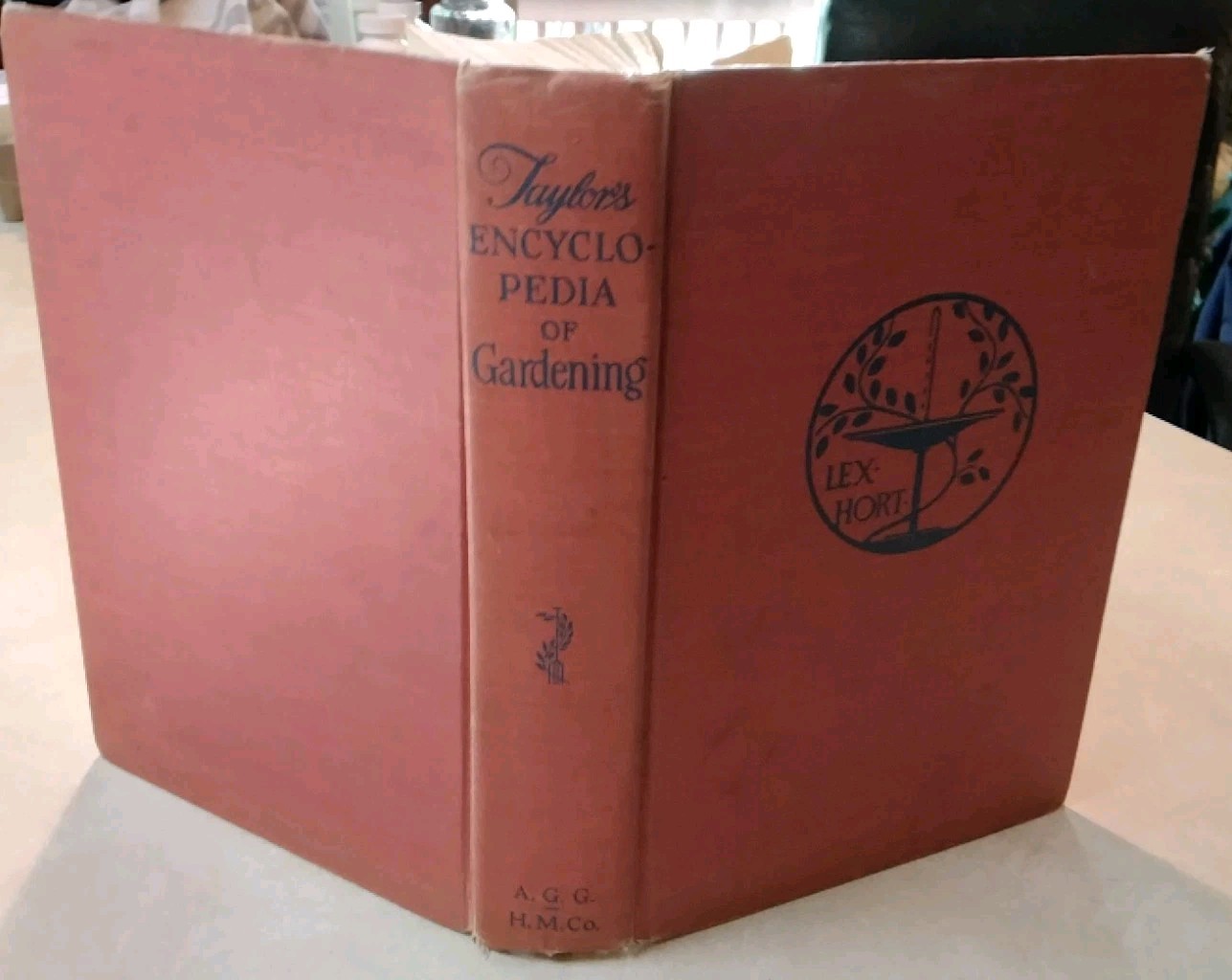 VTG Taylor&rsquo;s Encyclopedia Of Gardening 1957 HC Illustrated Book 1,248 pages